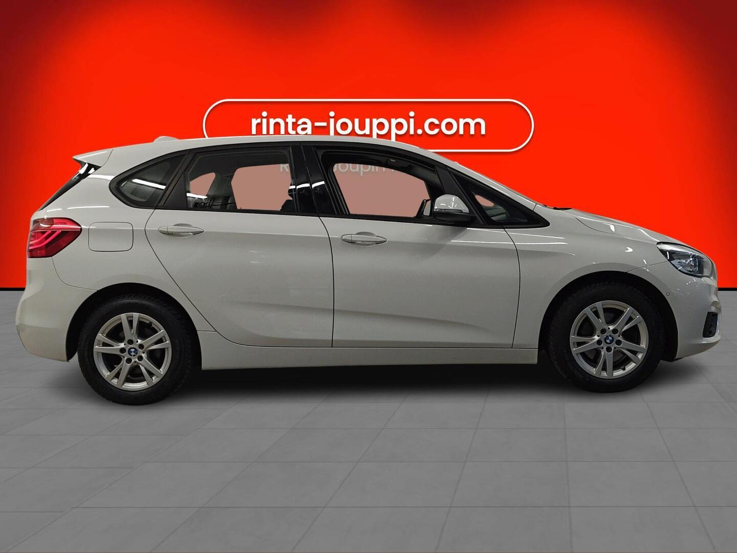 BMW 216 2017
