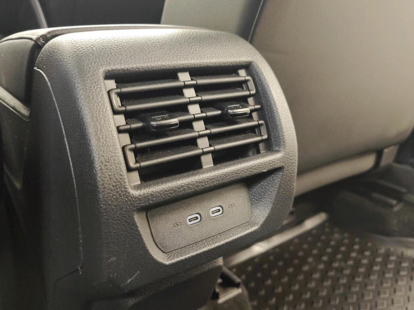 VOLKSWAGEN Caddy 2025