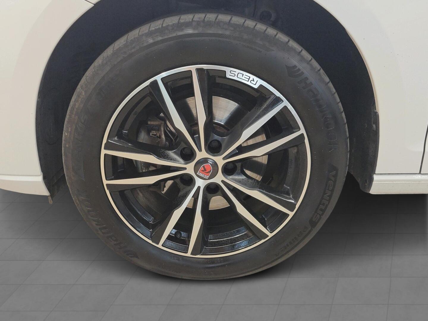 VOLKSWAGEN Caddy 2025