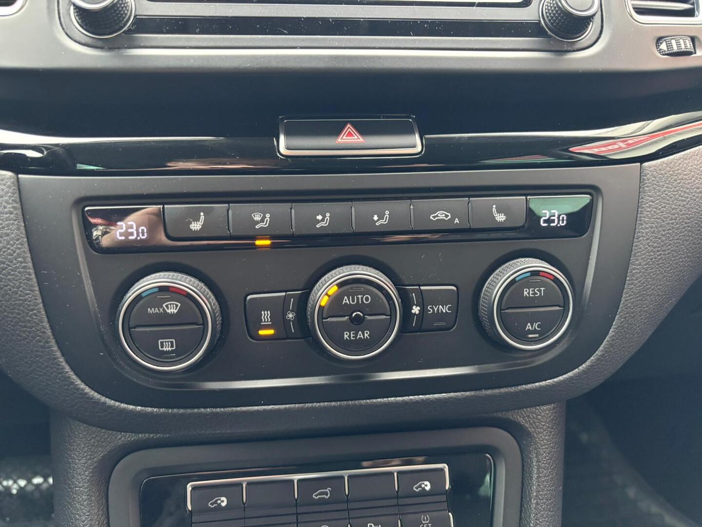 VOLKSWAGEN Sharan 2019