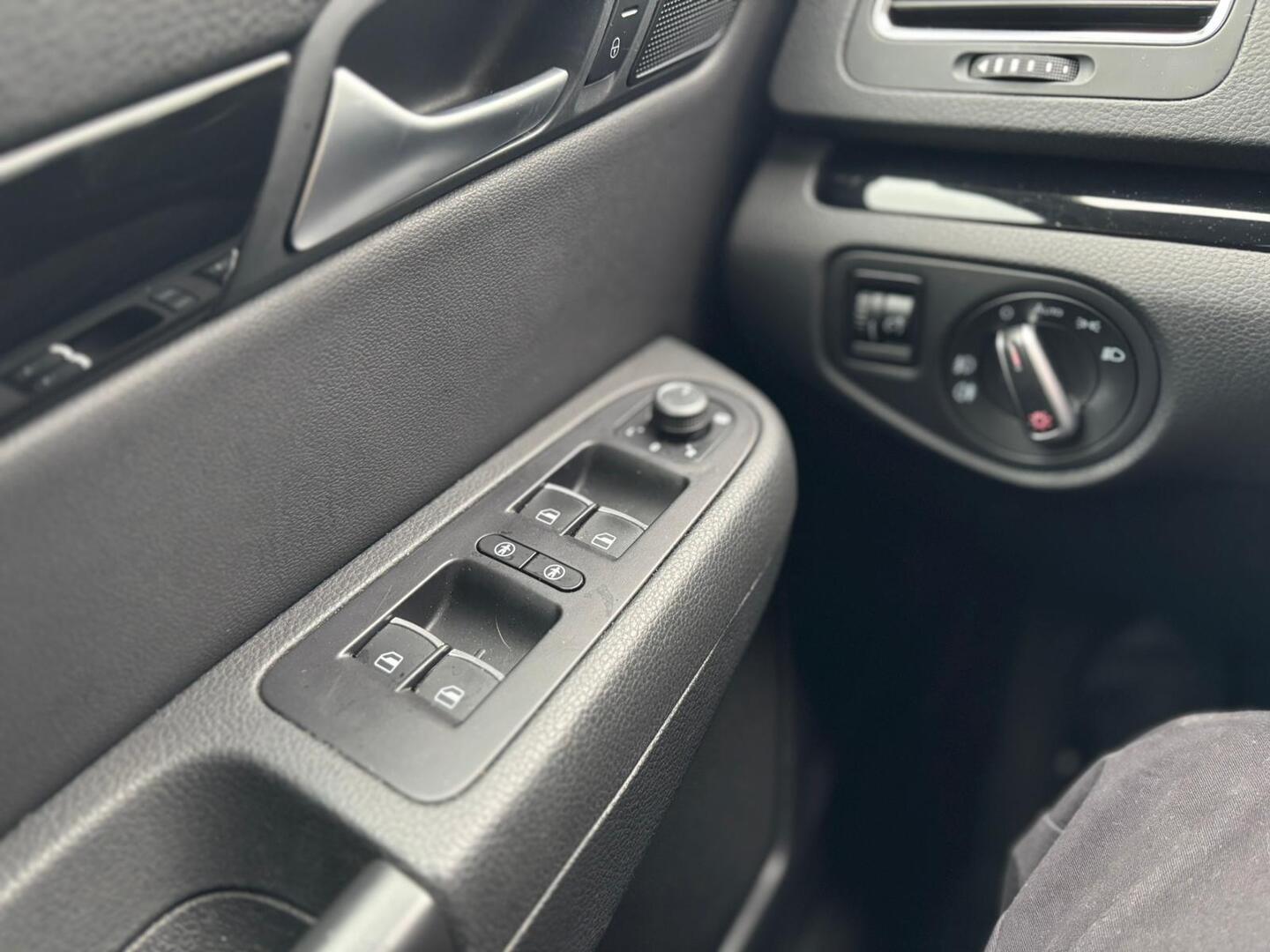 VOLKSWAGEN Sharan 2019