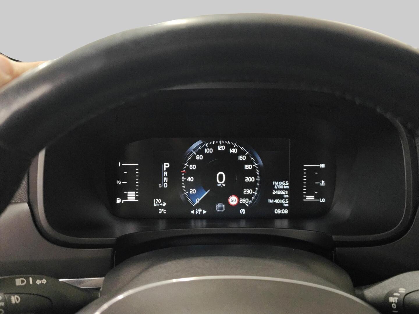 VOLVO V90 Cross Country 2017