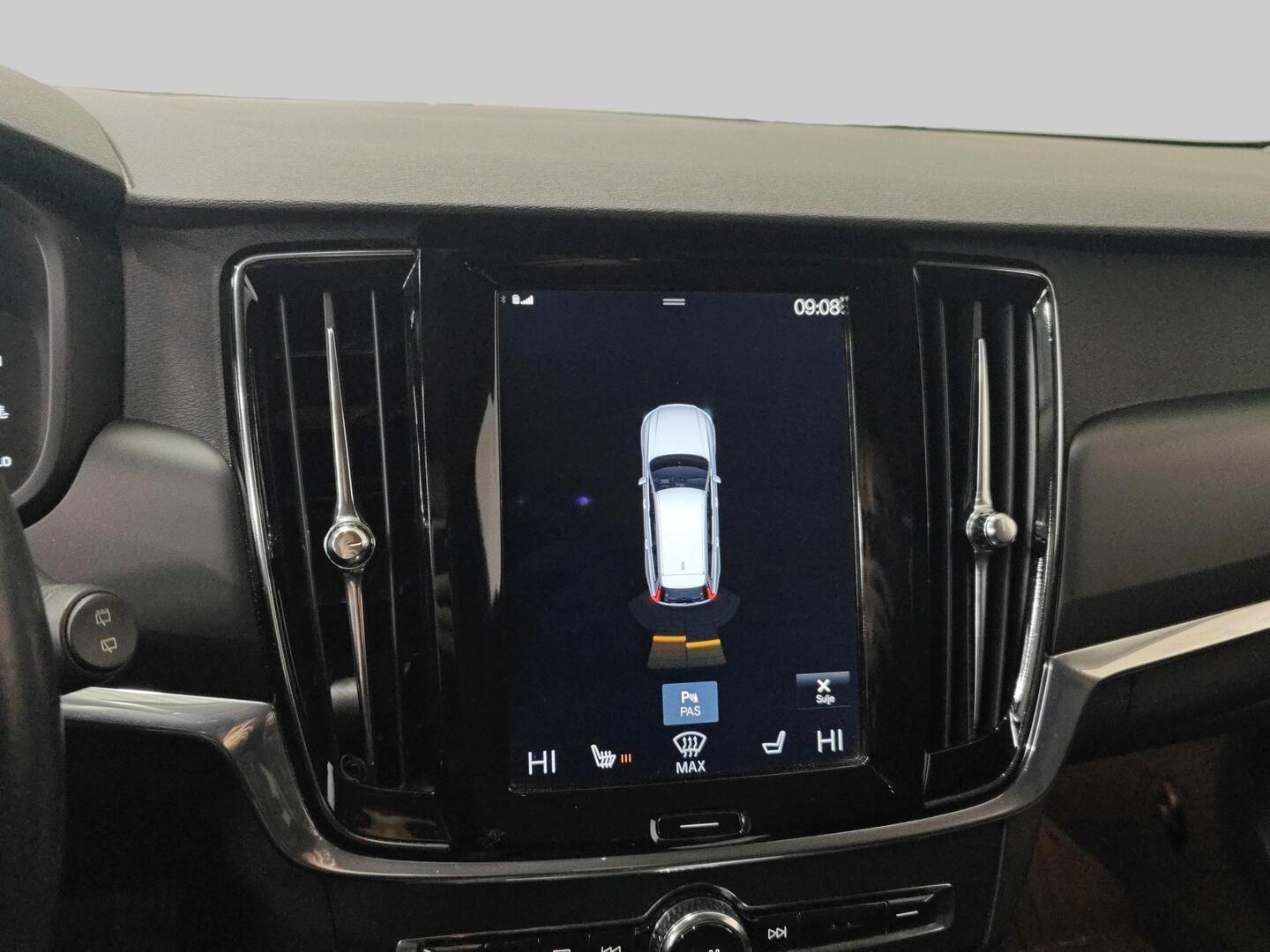 VOLVO V90 Cross Country 2017