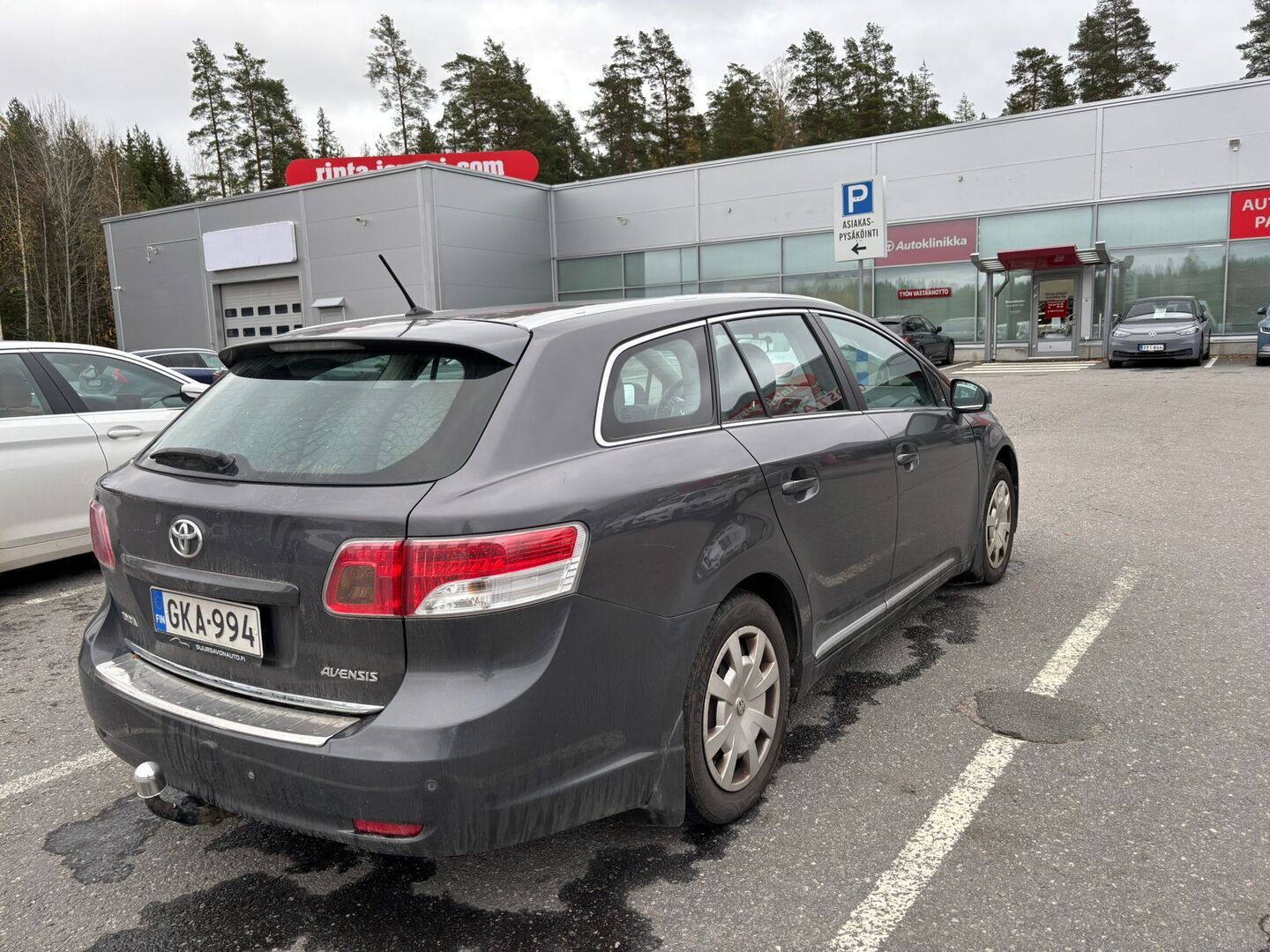 TOYOTA Avensis 2011