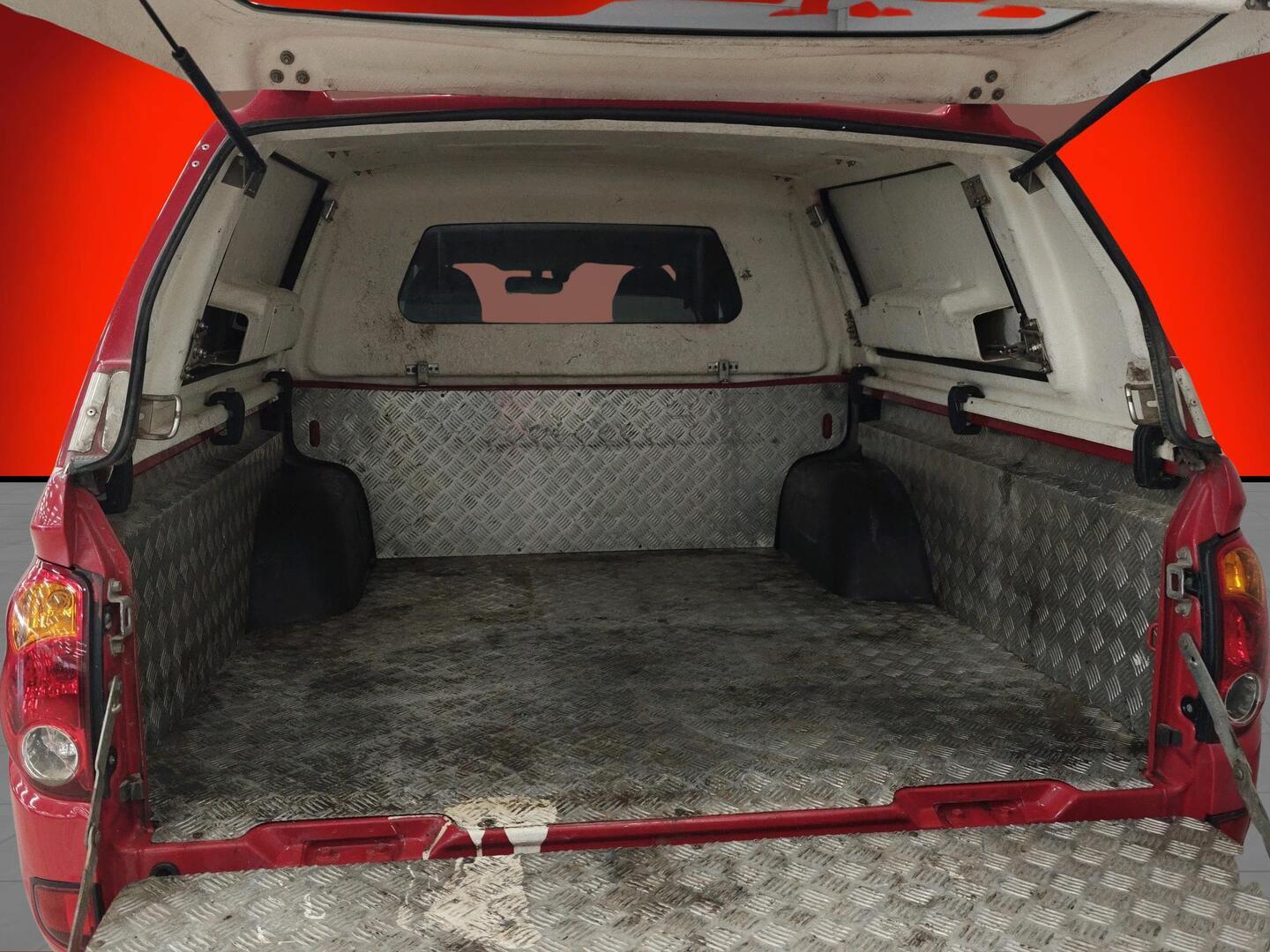 MITSUBISHI L200 2010