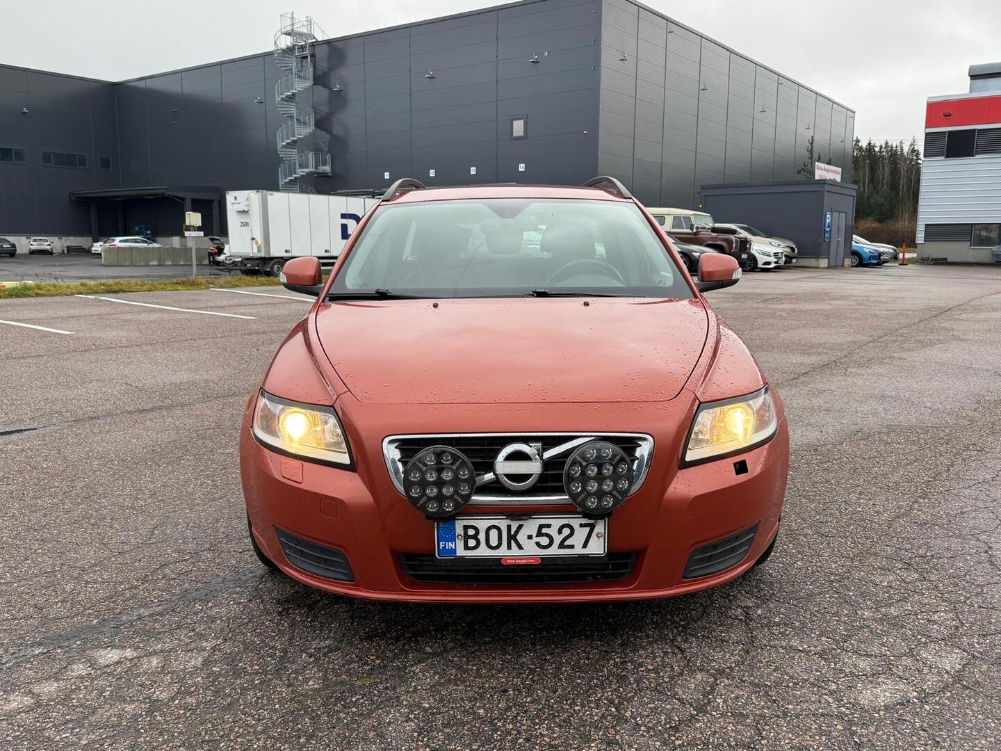 VOLVO V50 2010