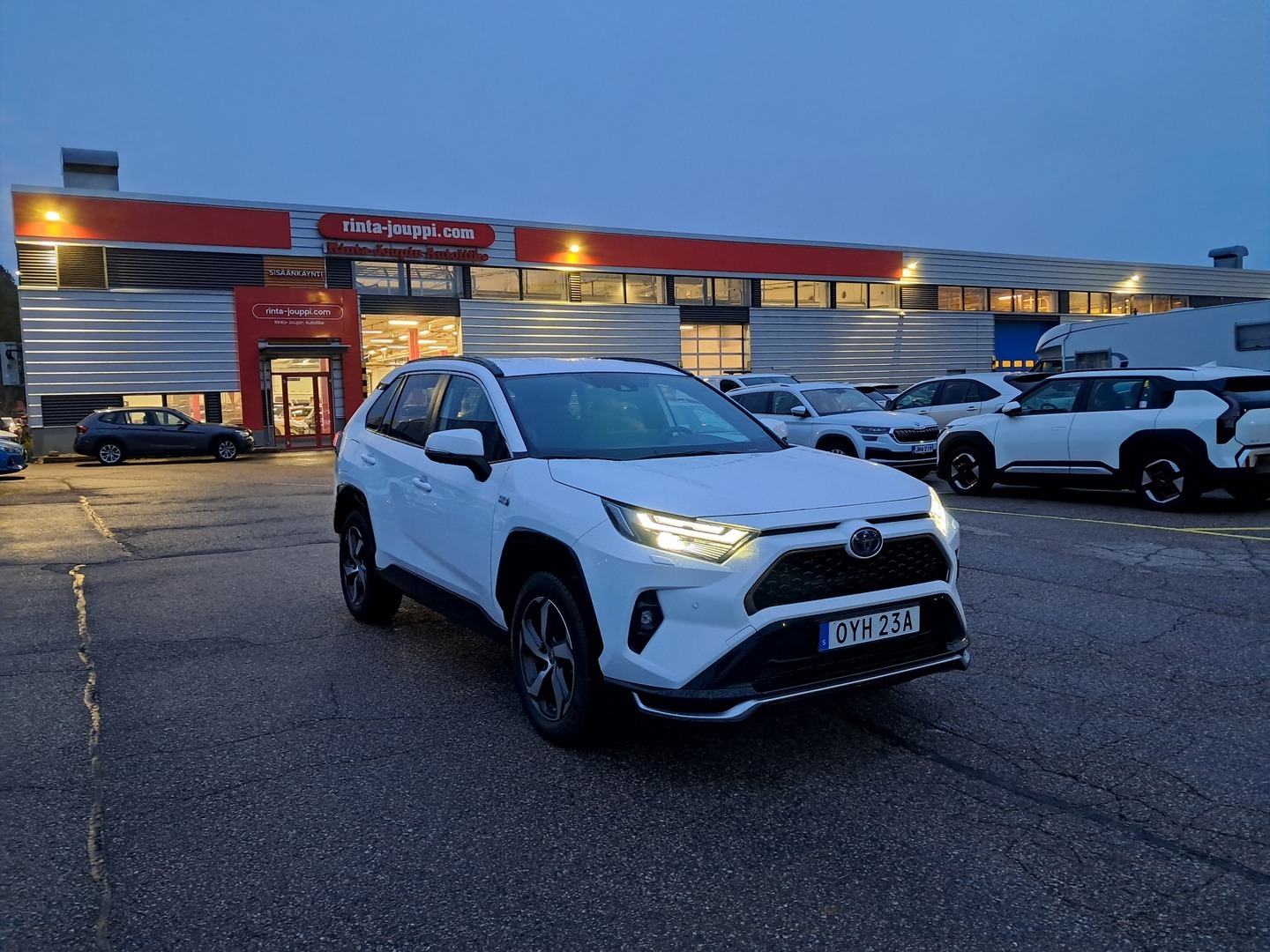 TOYOTA RAV4 Plug-in 2023