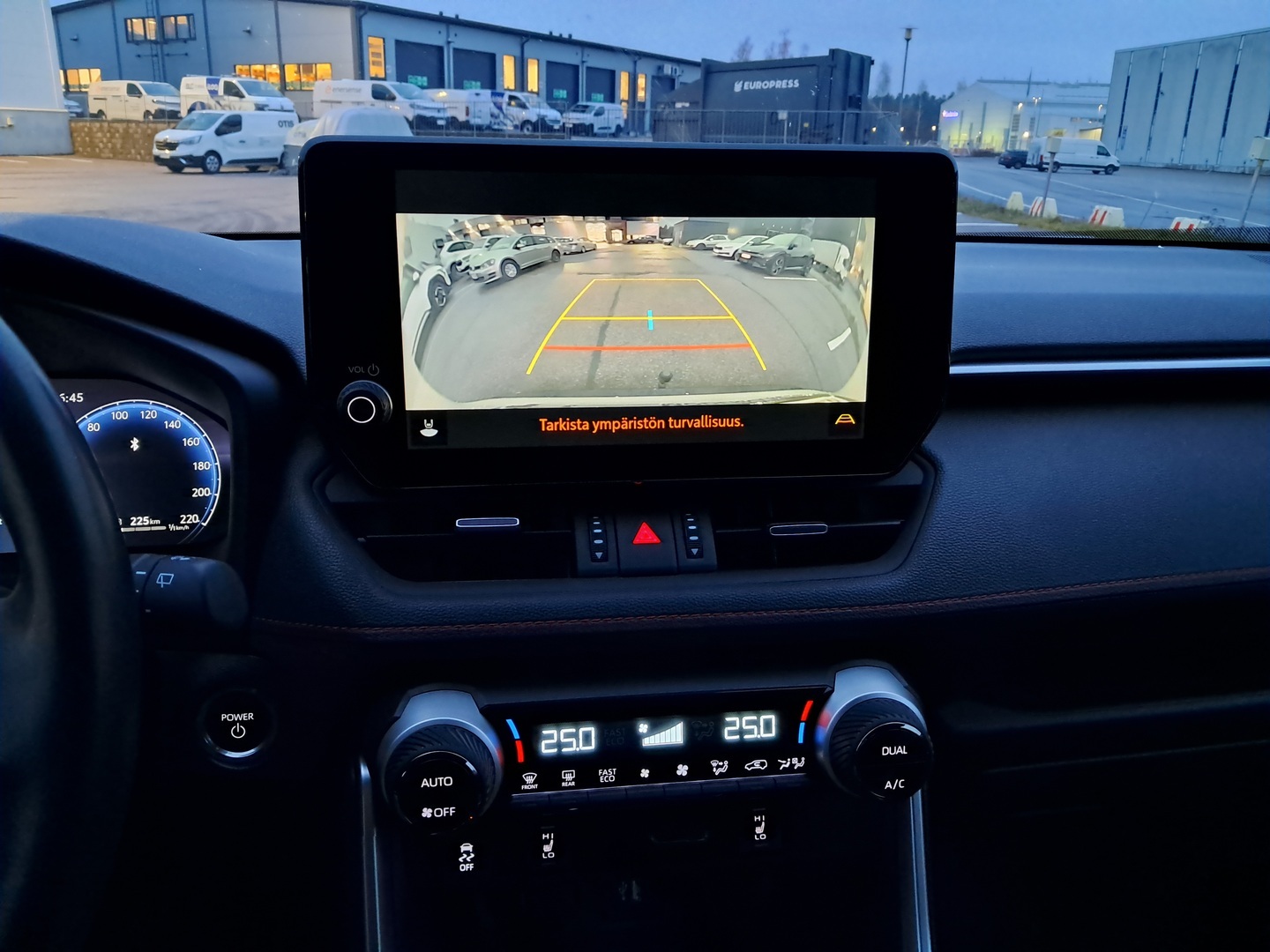 TOYOTA RAV4 Plug-in 2023