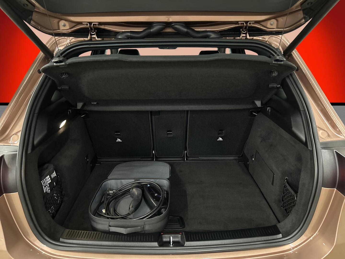 MERCEDES-BENZ B 2024