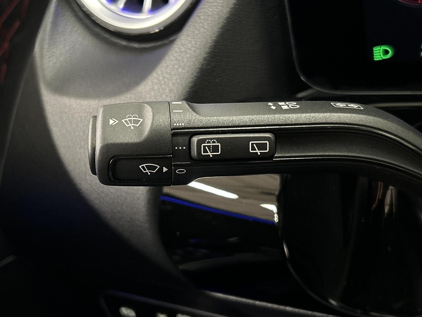 MERCEDES-BENZ B 2024