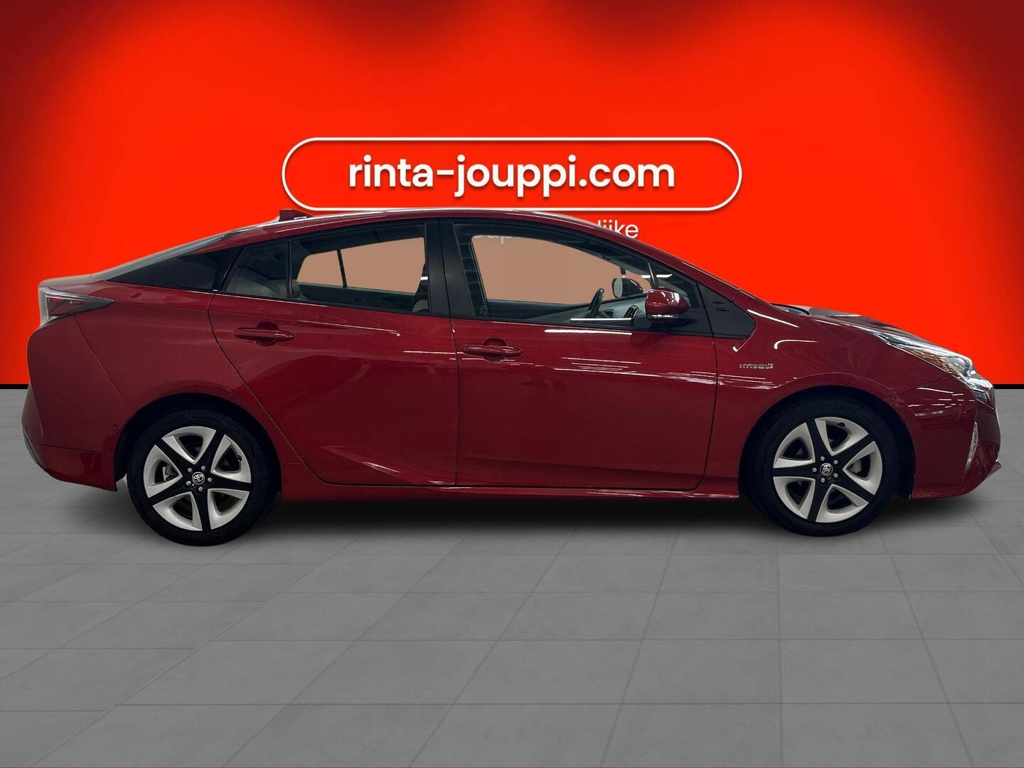 TOYOTA Prius 2016