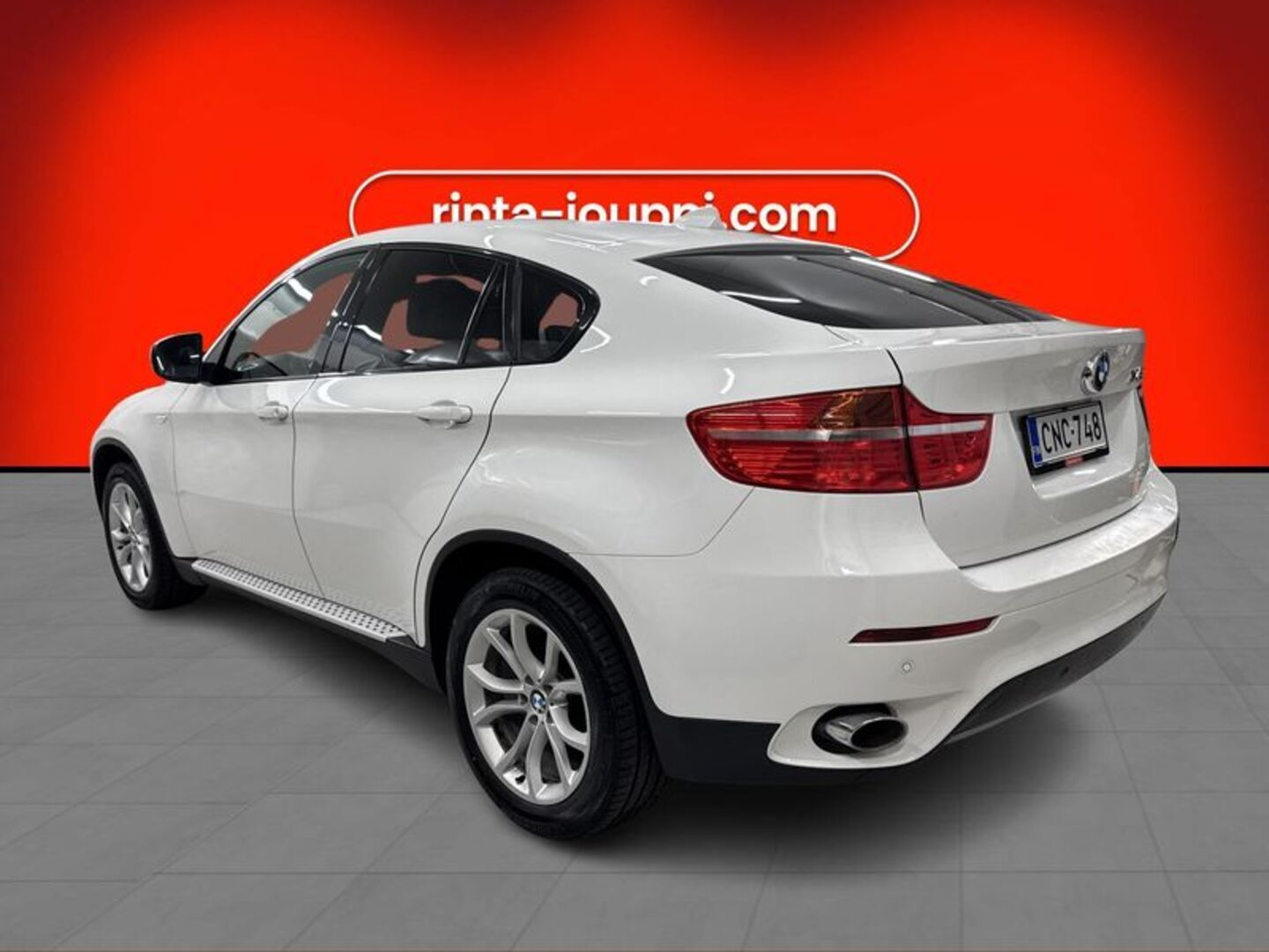 BMW X6 2011