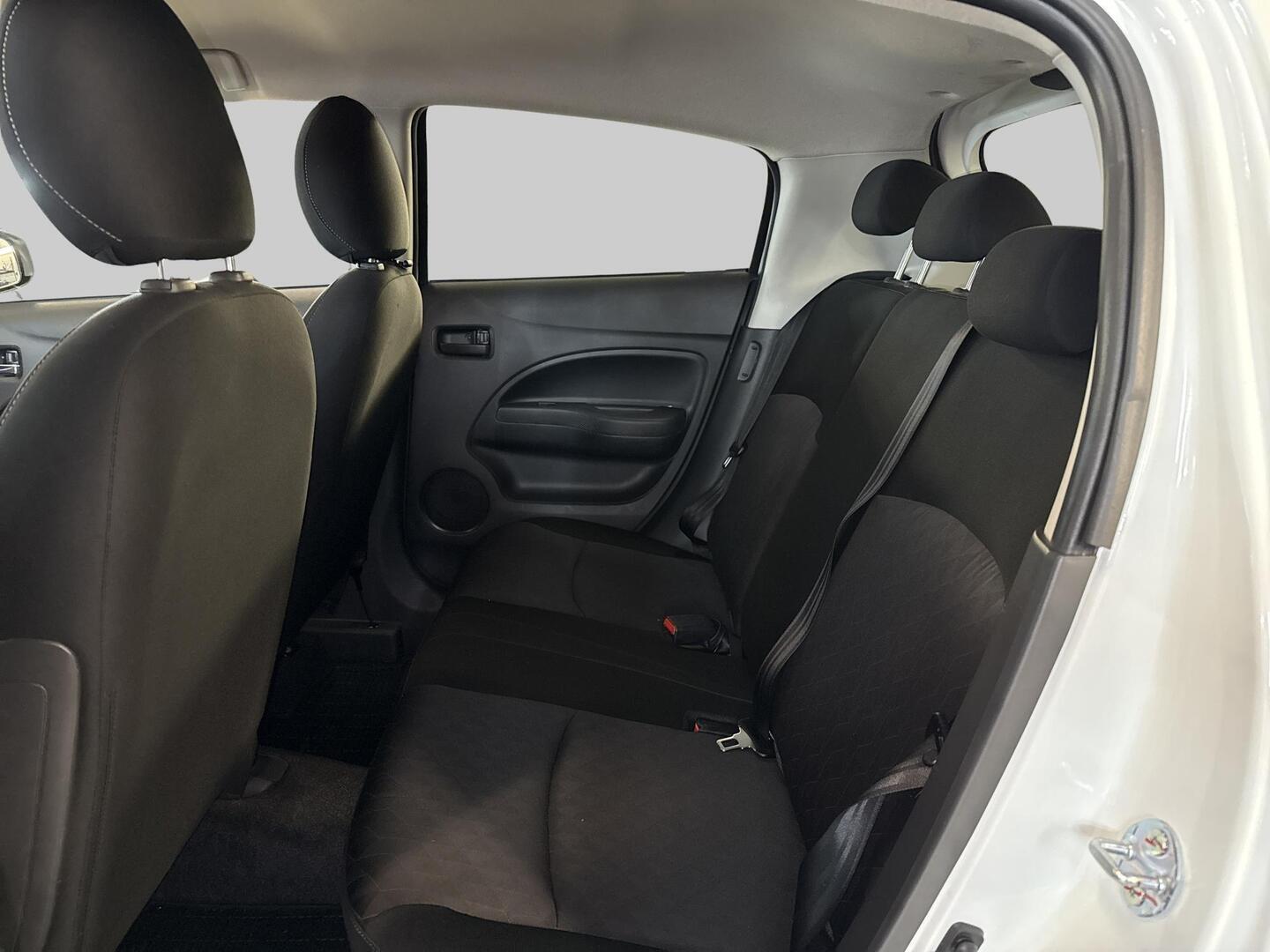 MITSUBISHI Space Star 2024