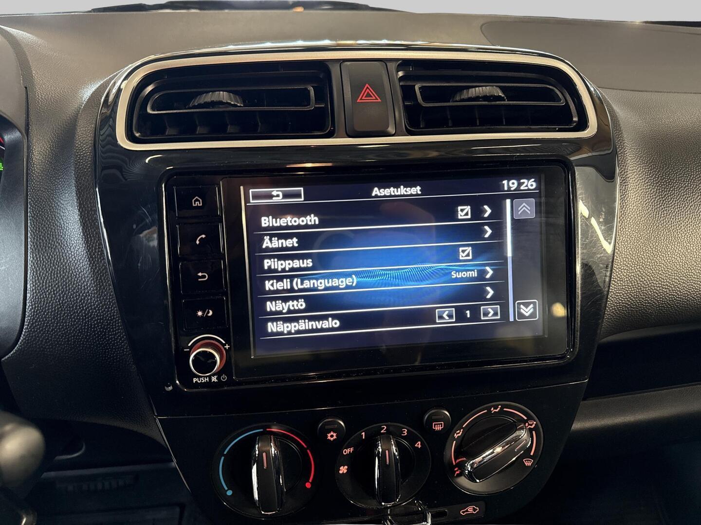 MITSUBISHI Space Star 2024