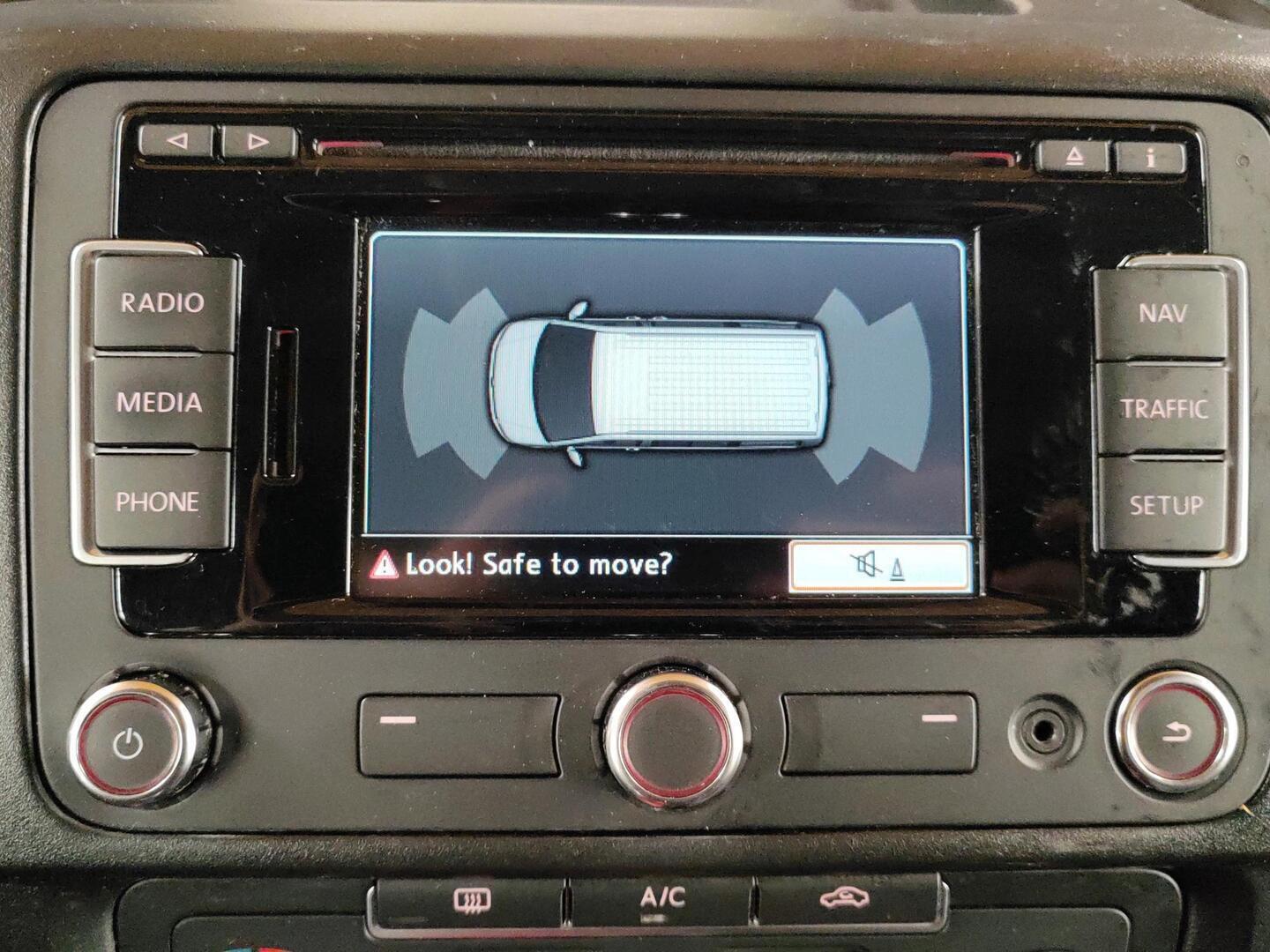 VOLKSWAGEN TRANSPORTER 2015
