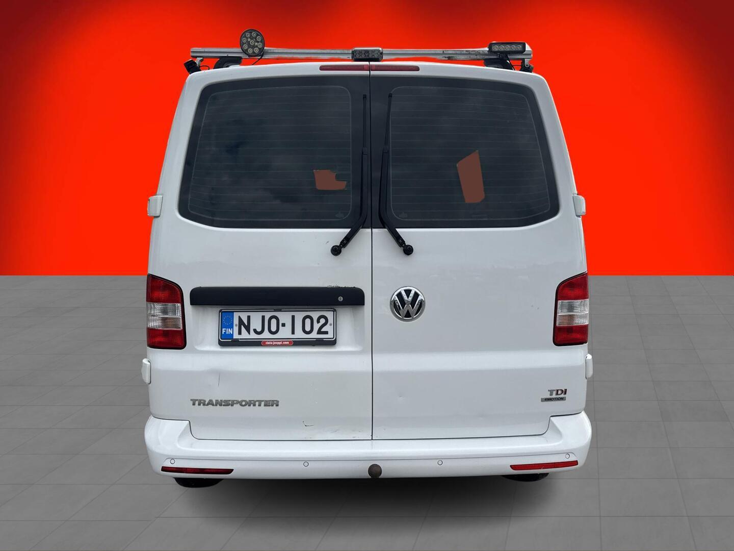 VOLKSWAGEN TRANSPORTER 2015