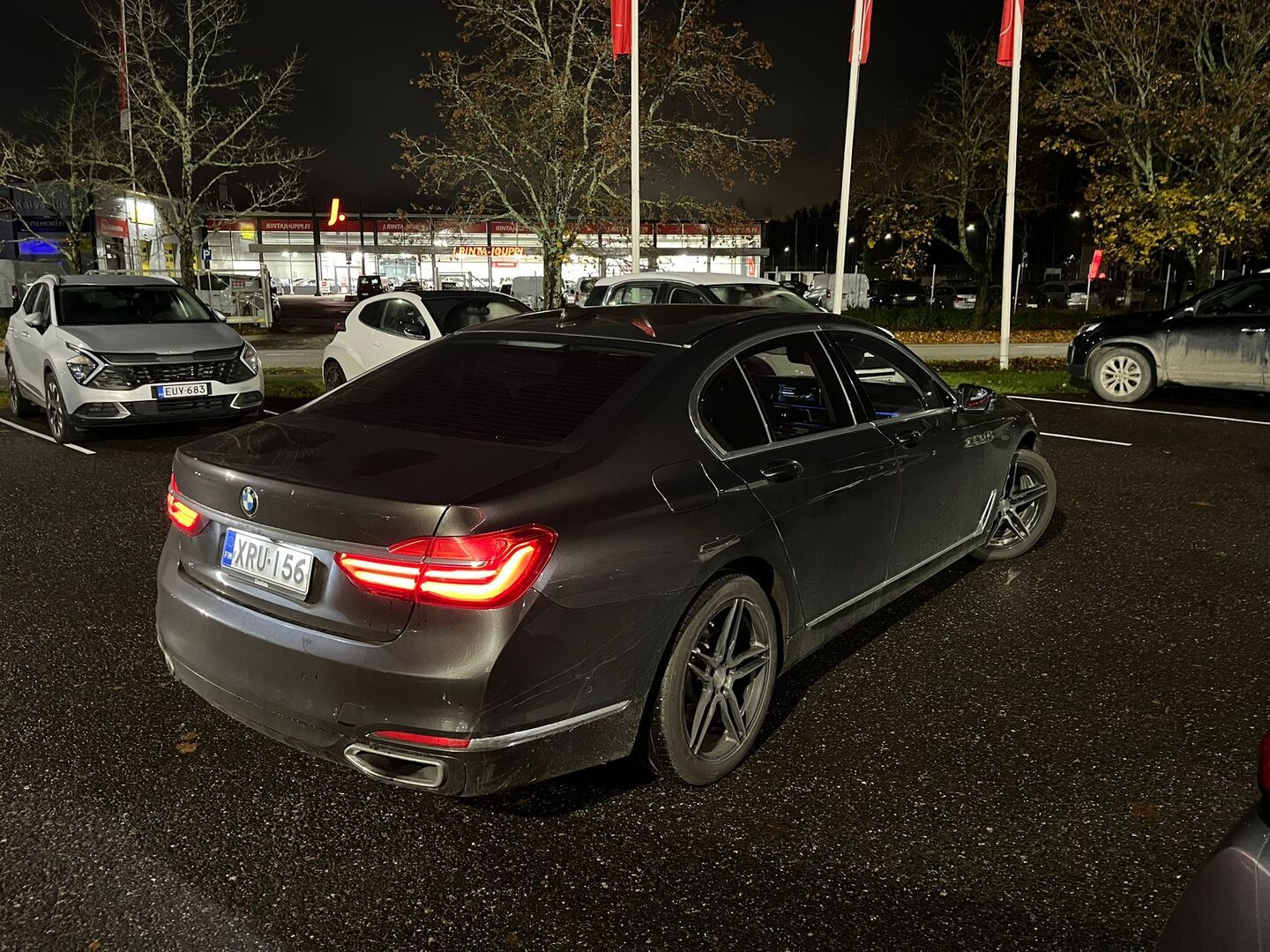 BMW 740 2016