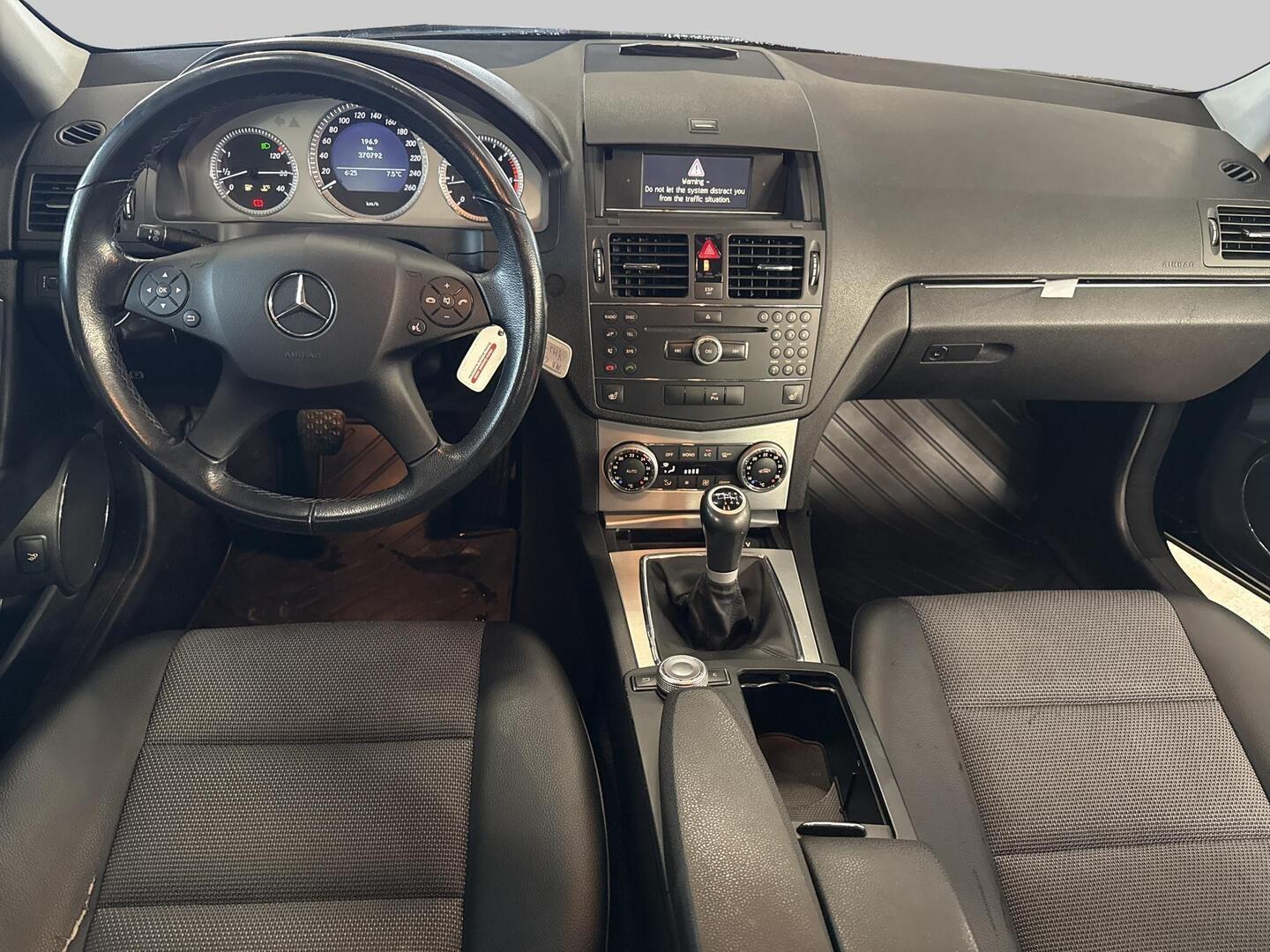 MERCEDES-BENZ C 2009