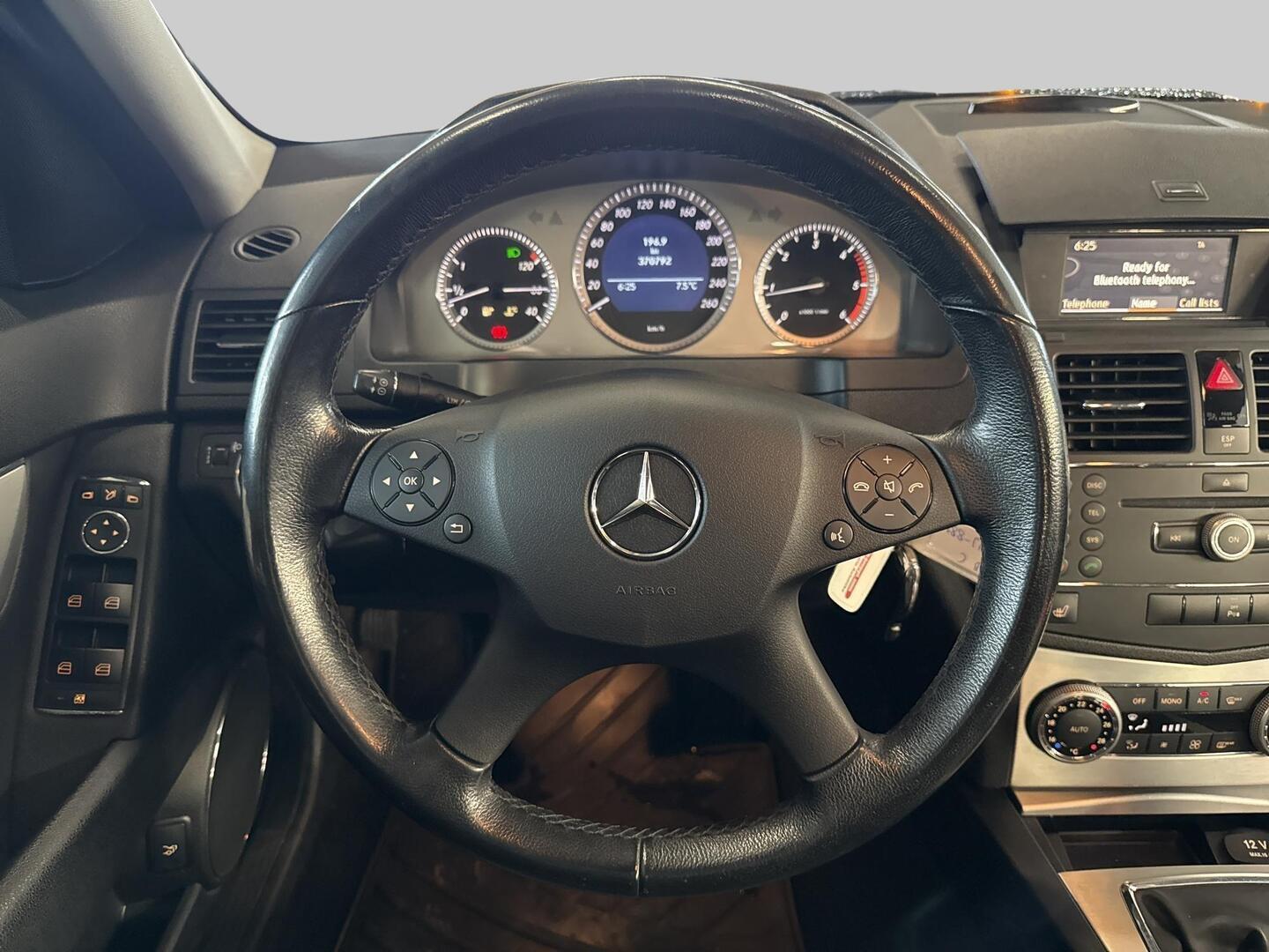 MERCEDES-BENZ C 2009