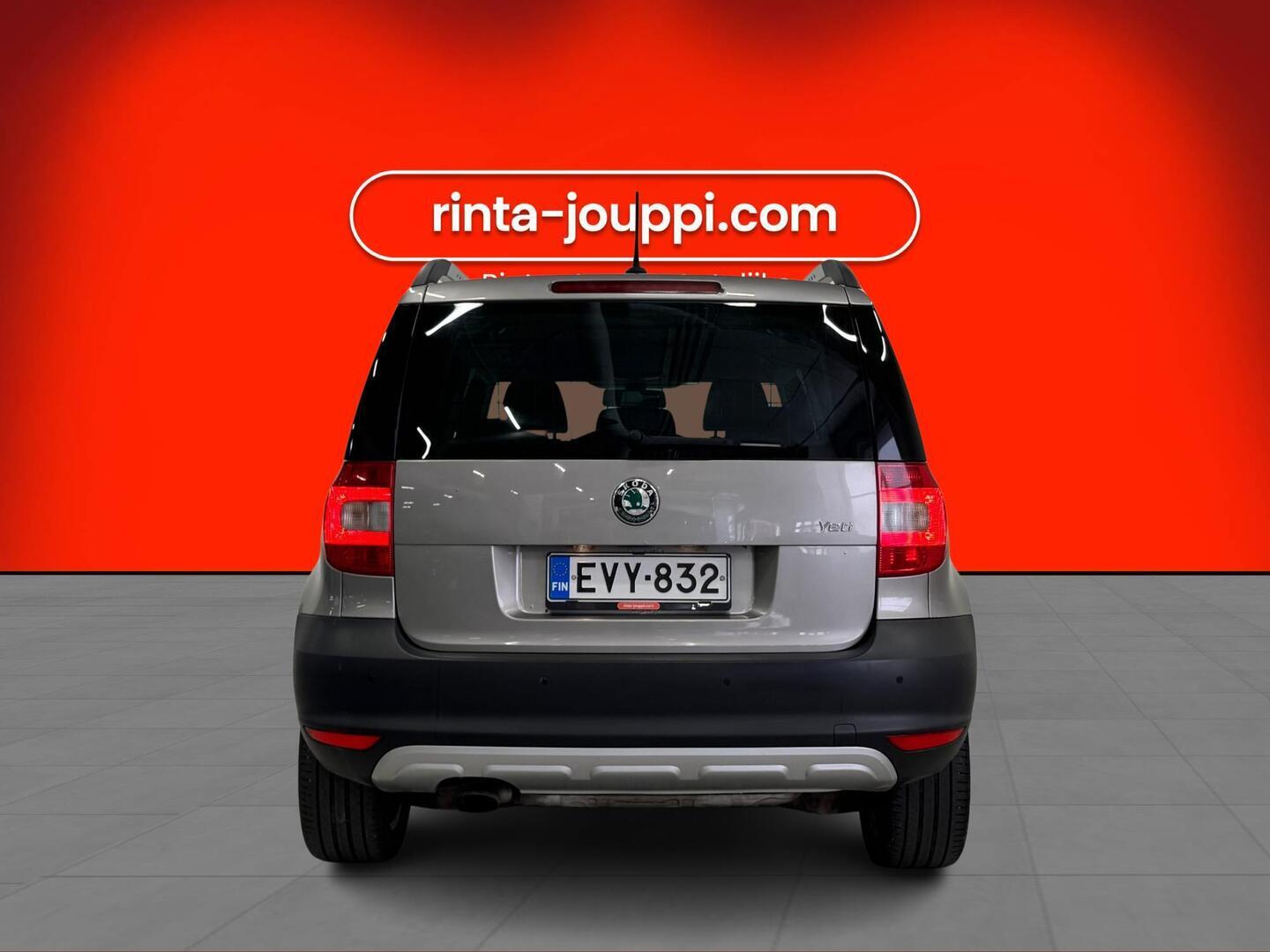 SKODA Yeti 2012