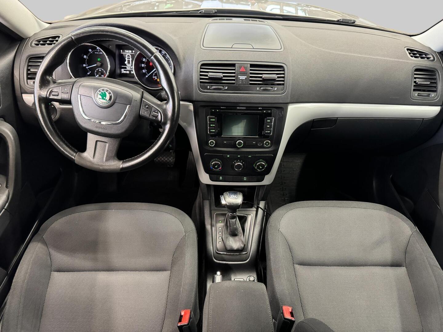 SKODA Yeti 2012