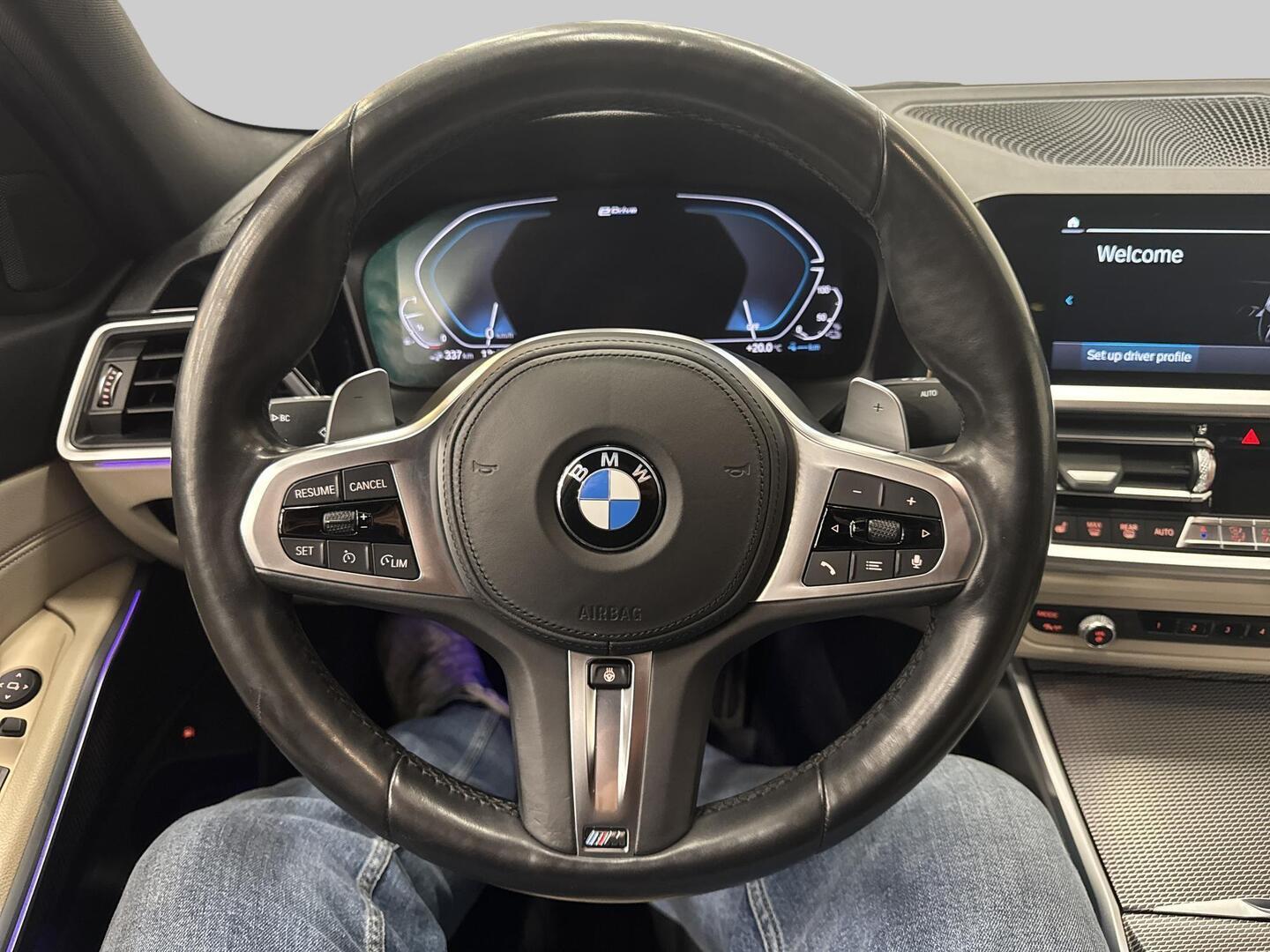 BMW 330 2019