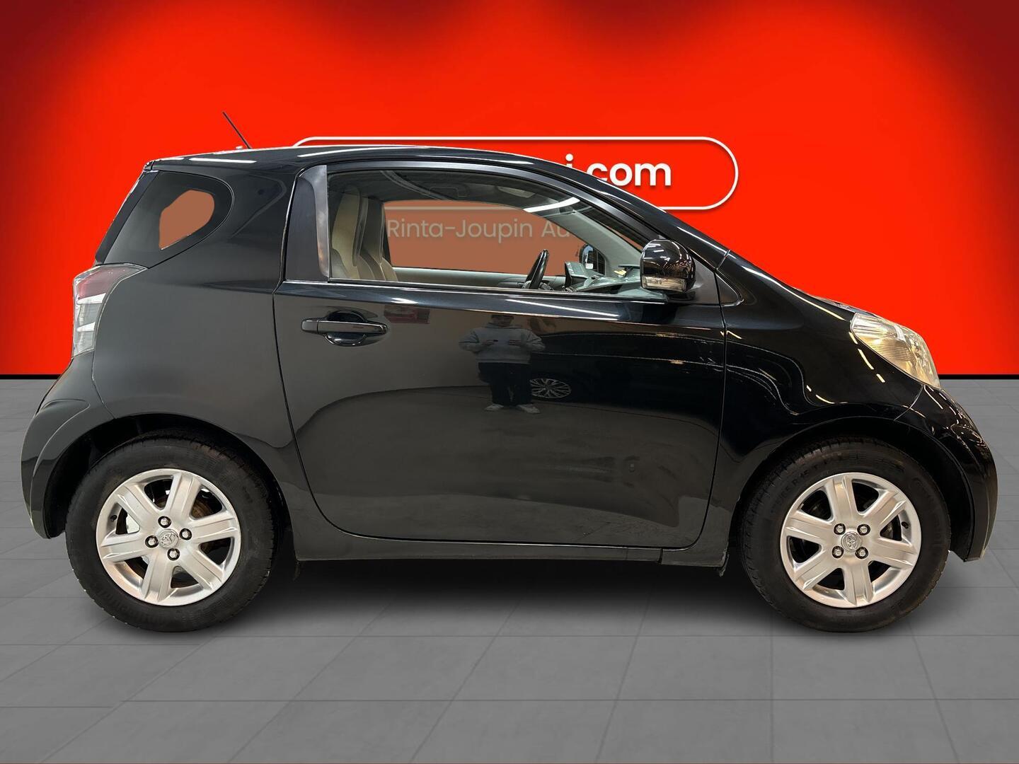 TOYOTA iQ 2009