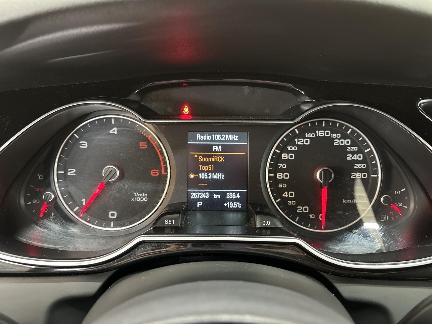 AUDI A4 2015