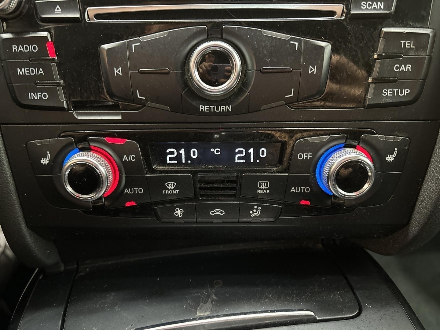 AUDI A4 2015