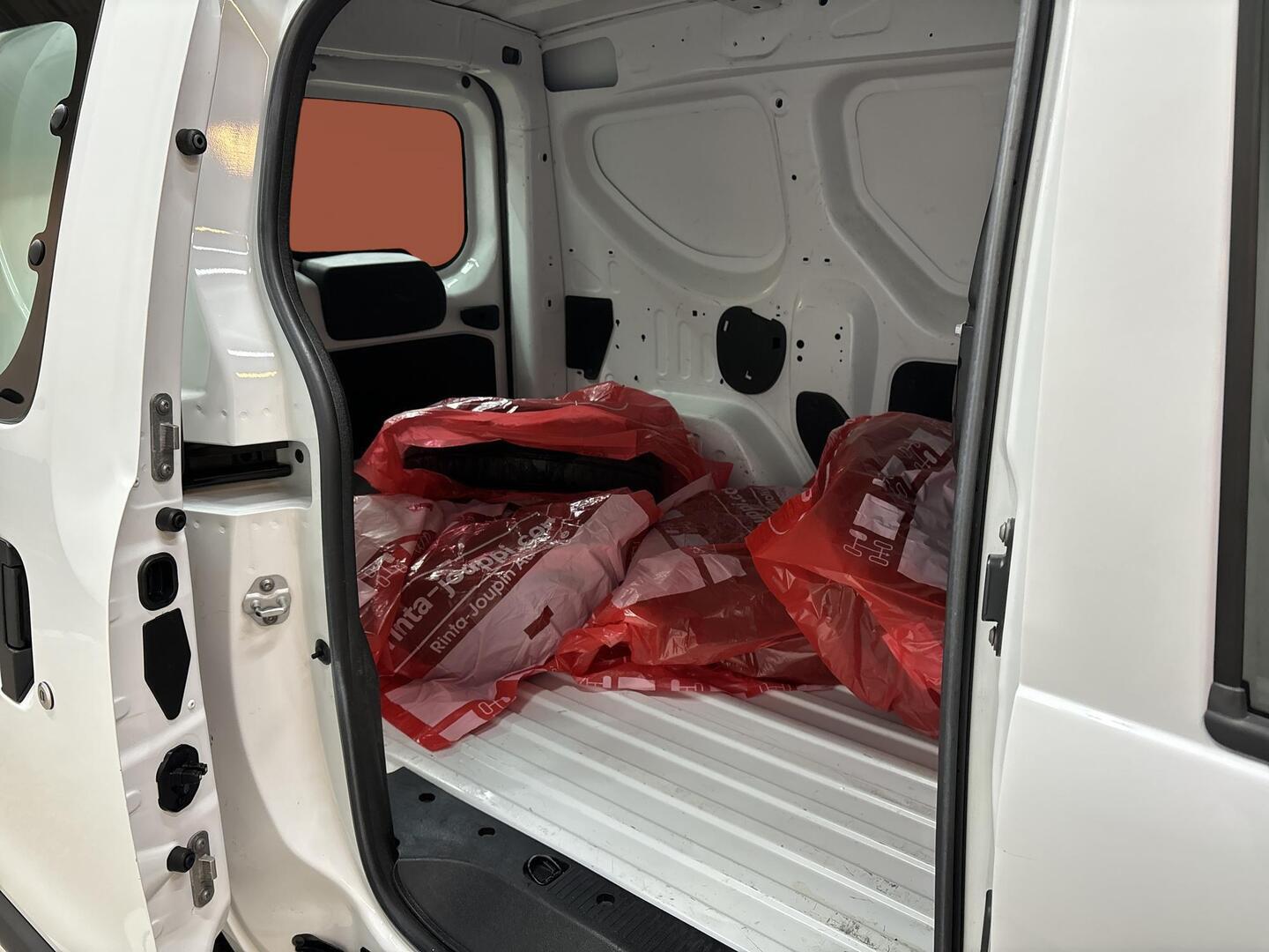 DACIA DOKKER VAN 2016