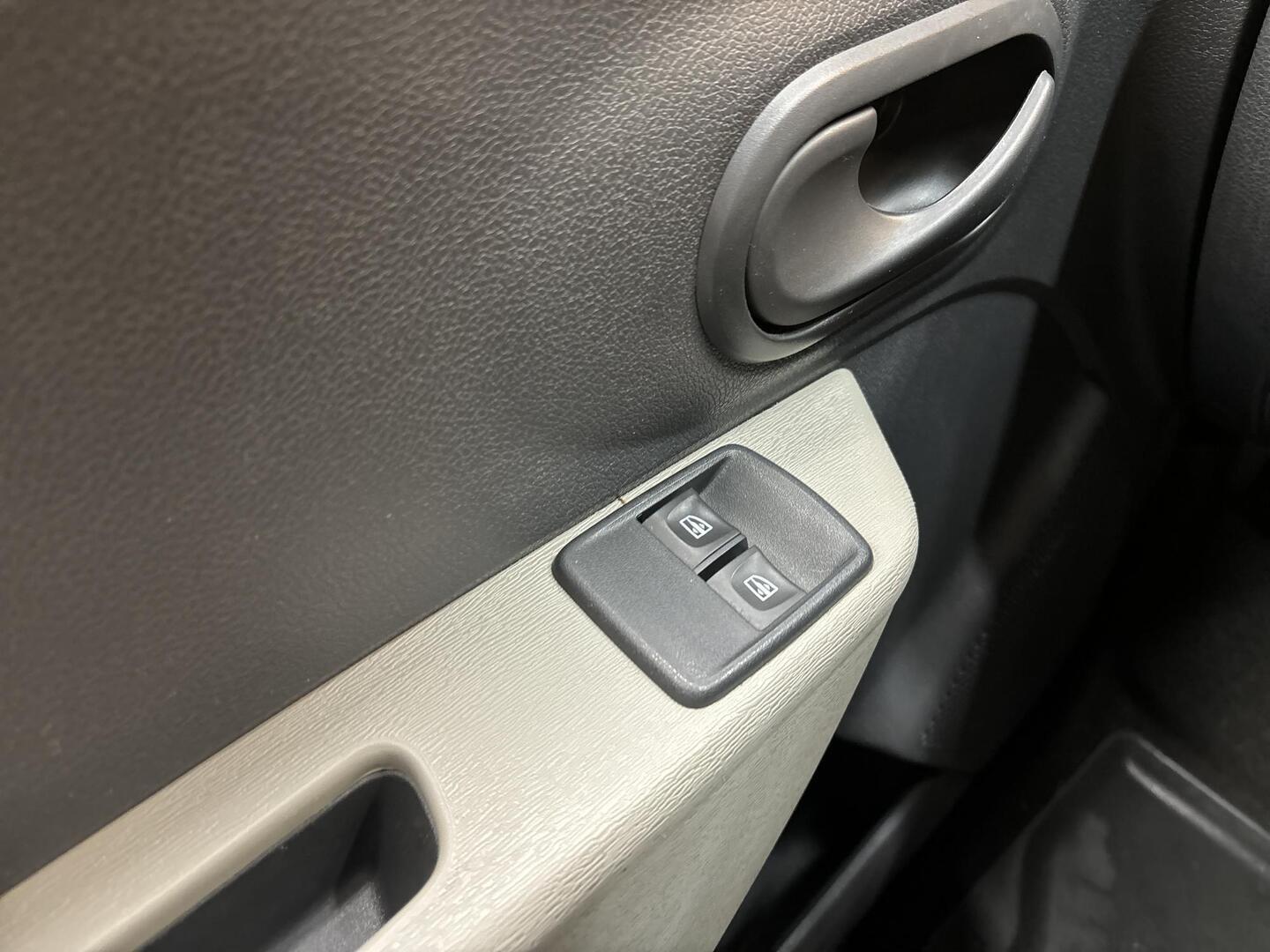 DACIA DOKKER VAN 2016