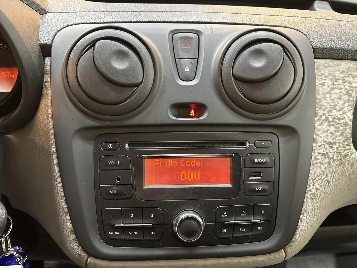 DACIA DOKKER VAN 2016