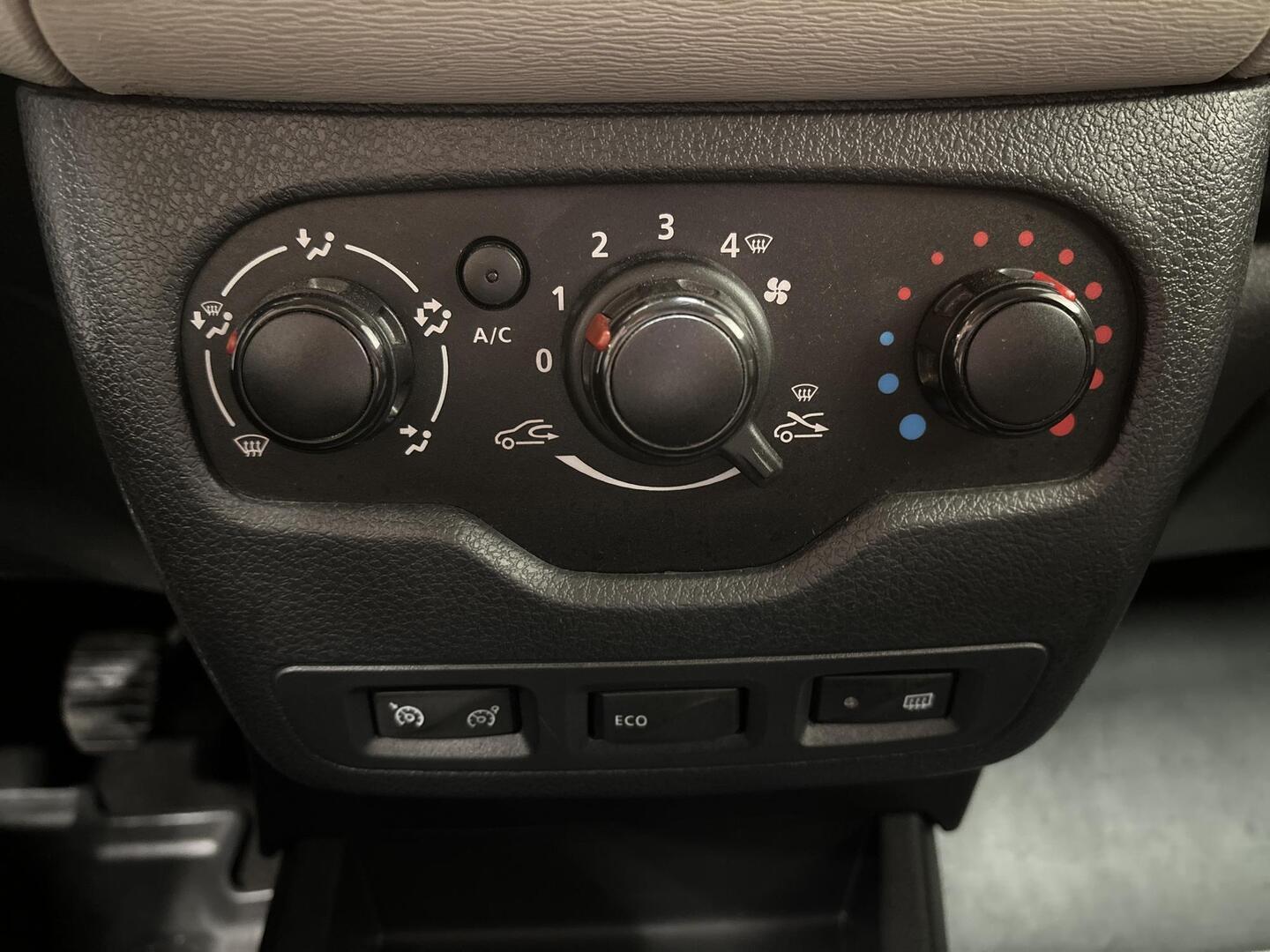 DACIA DOKKER VAN 2016