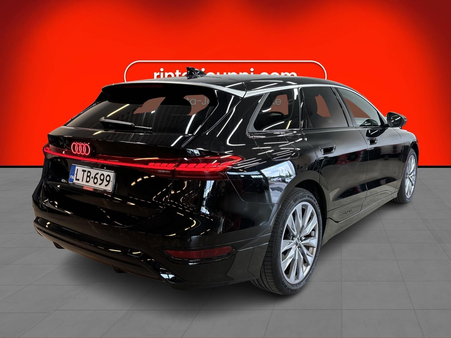 AUDI A6 E-TRON 2025