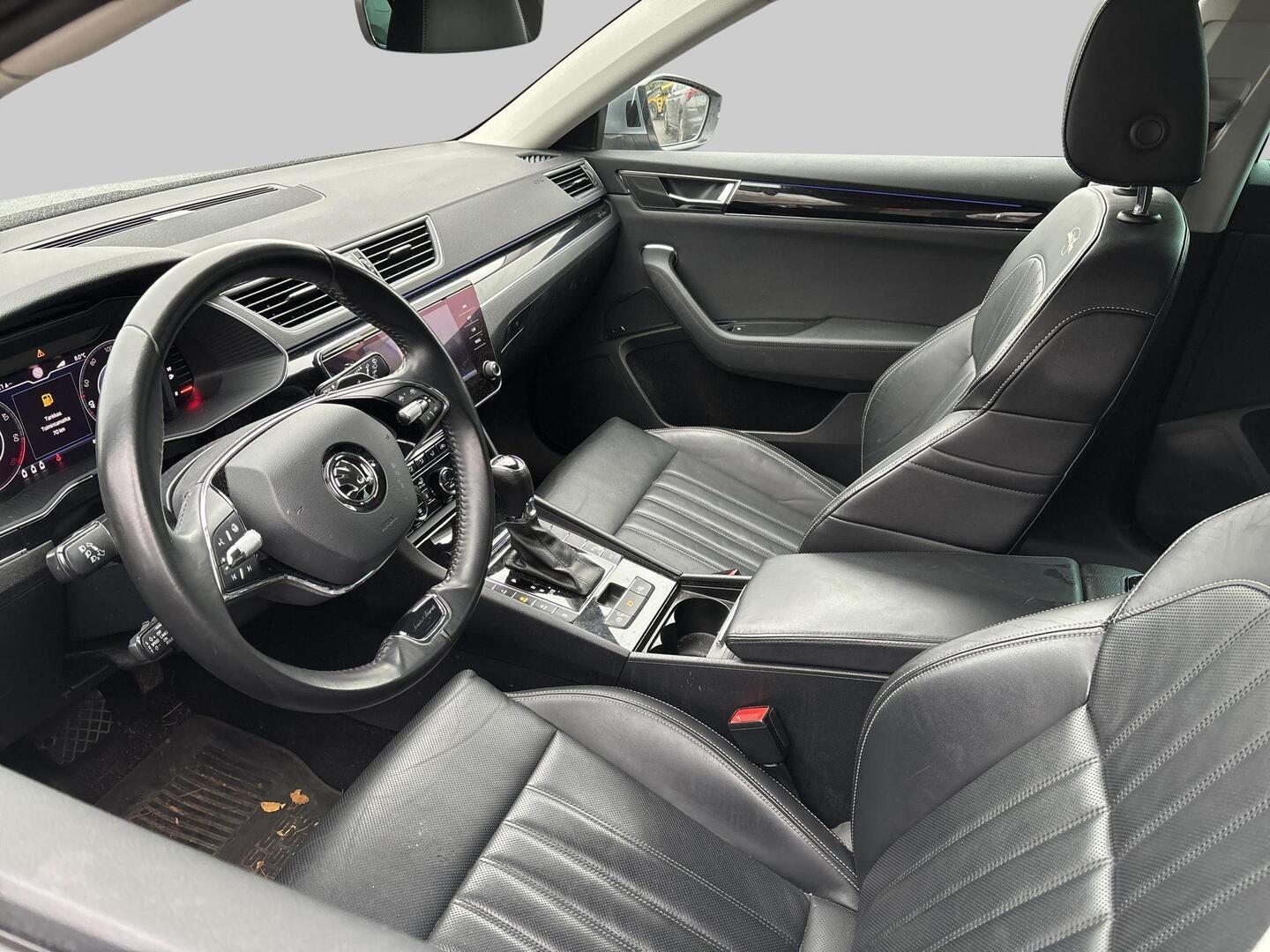 SKODA Superb 2021