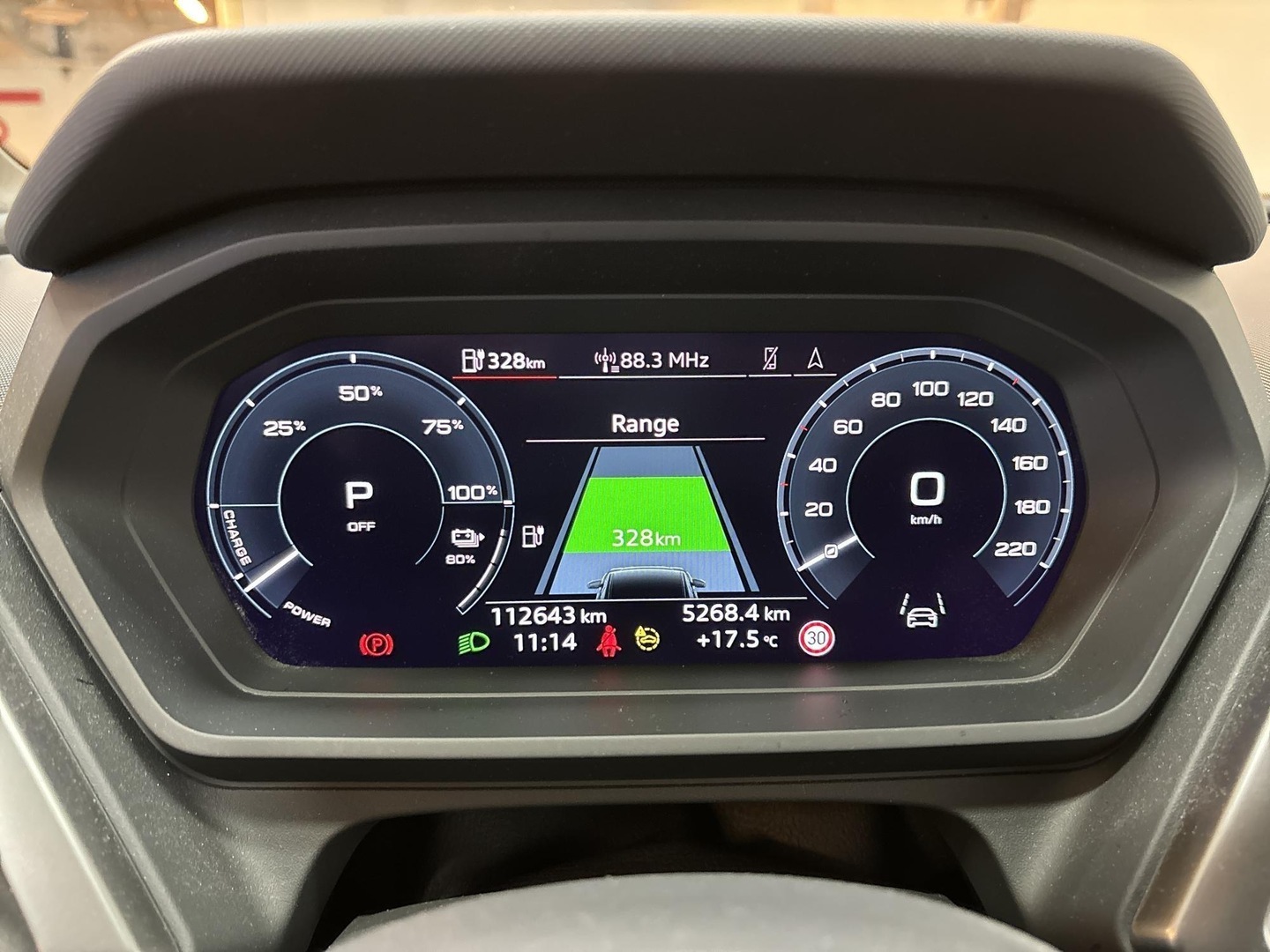 AUDI Q4 e-tron 2021
