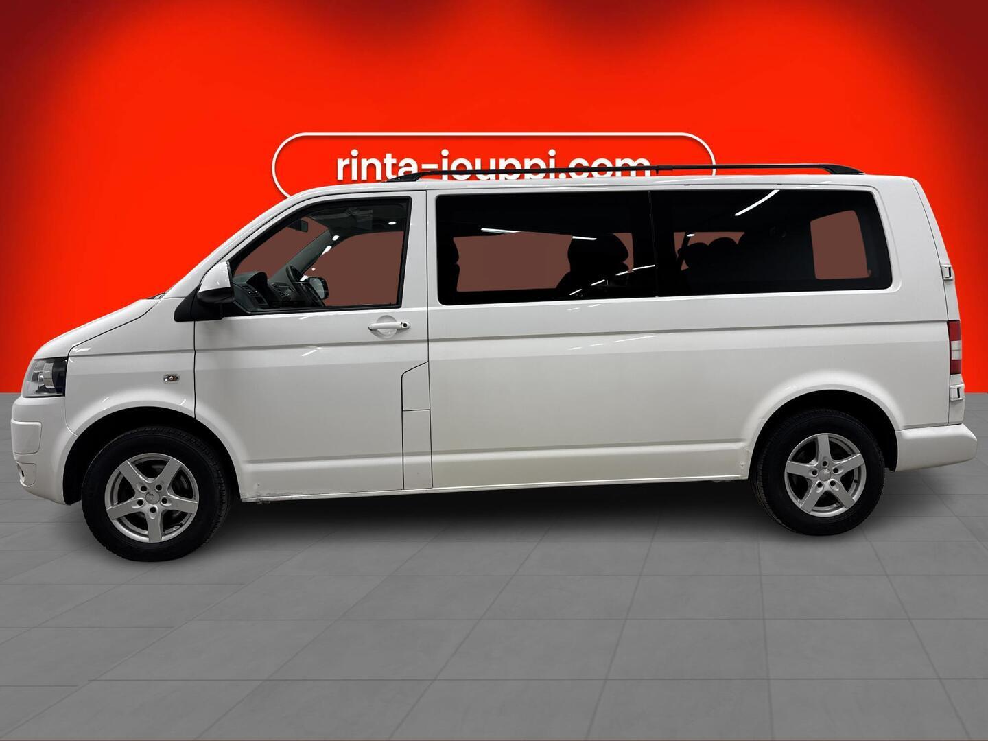 VOLKSWAGEN Caravelle 2012