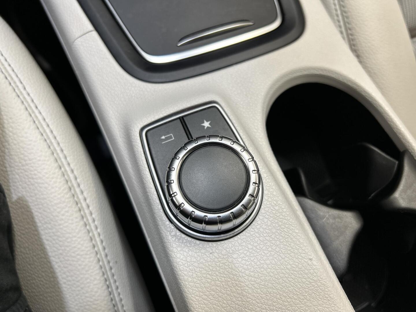 MERCEDES-BENZ B 2016