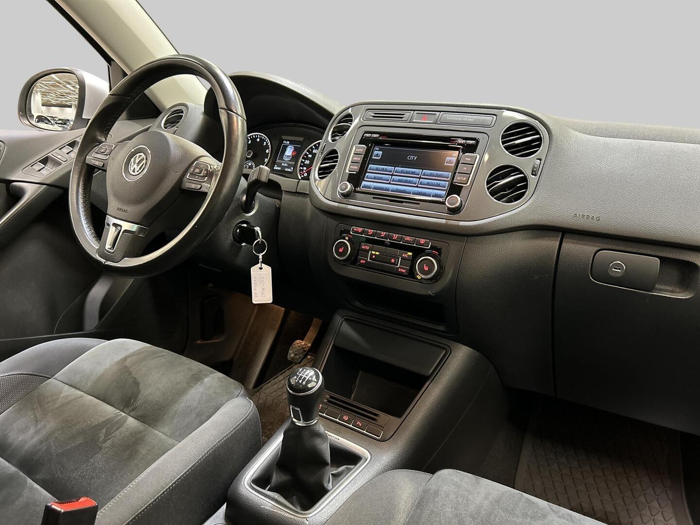 VOLKSWAGEN Tiguan 2015