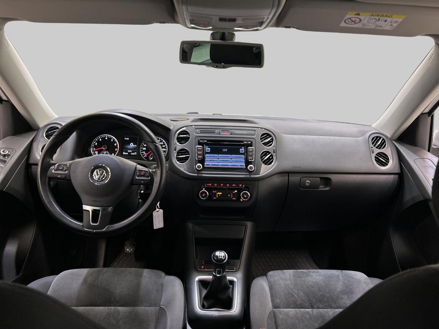 VOLKSWAGEN Tiguan 2015