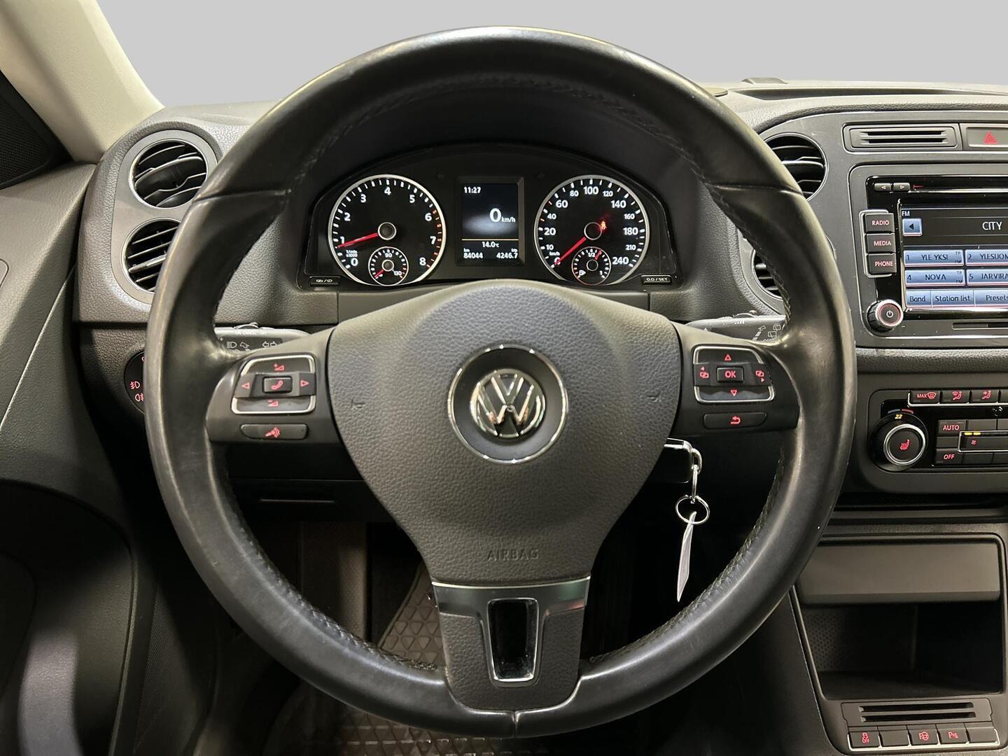 VOLKSWAGEN Tiguan 2015