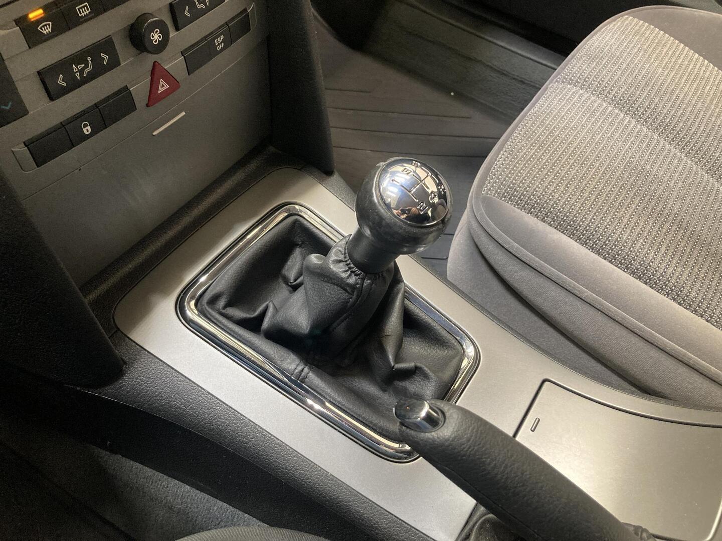 PEUGEOT 407 2005