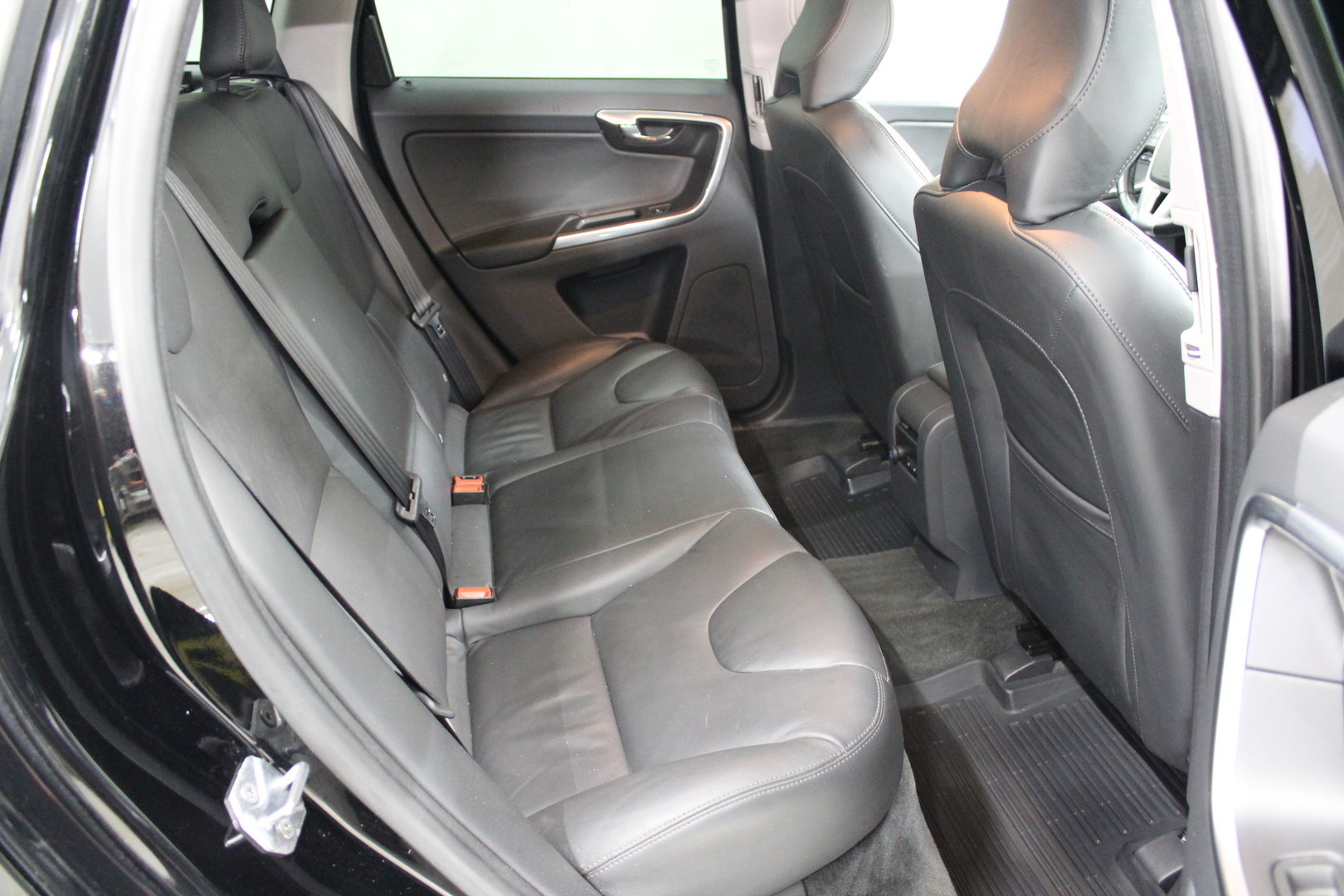 VOLVO XC60 2016
