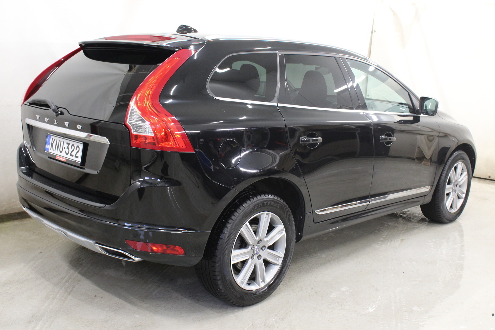 VOLVO XC60 2016