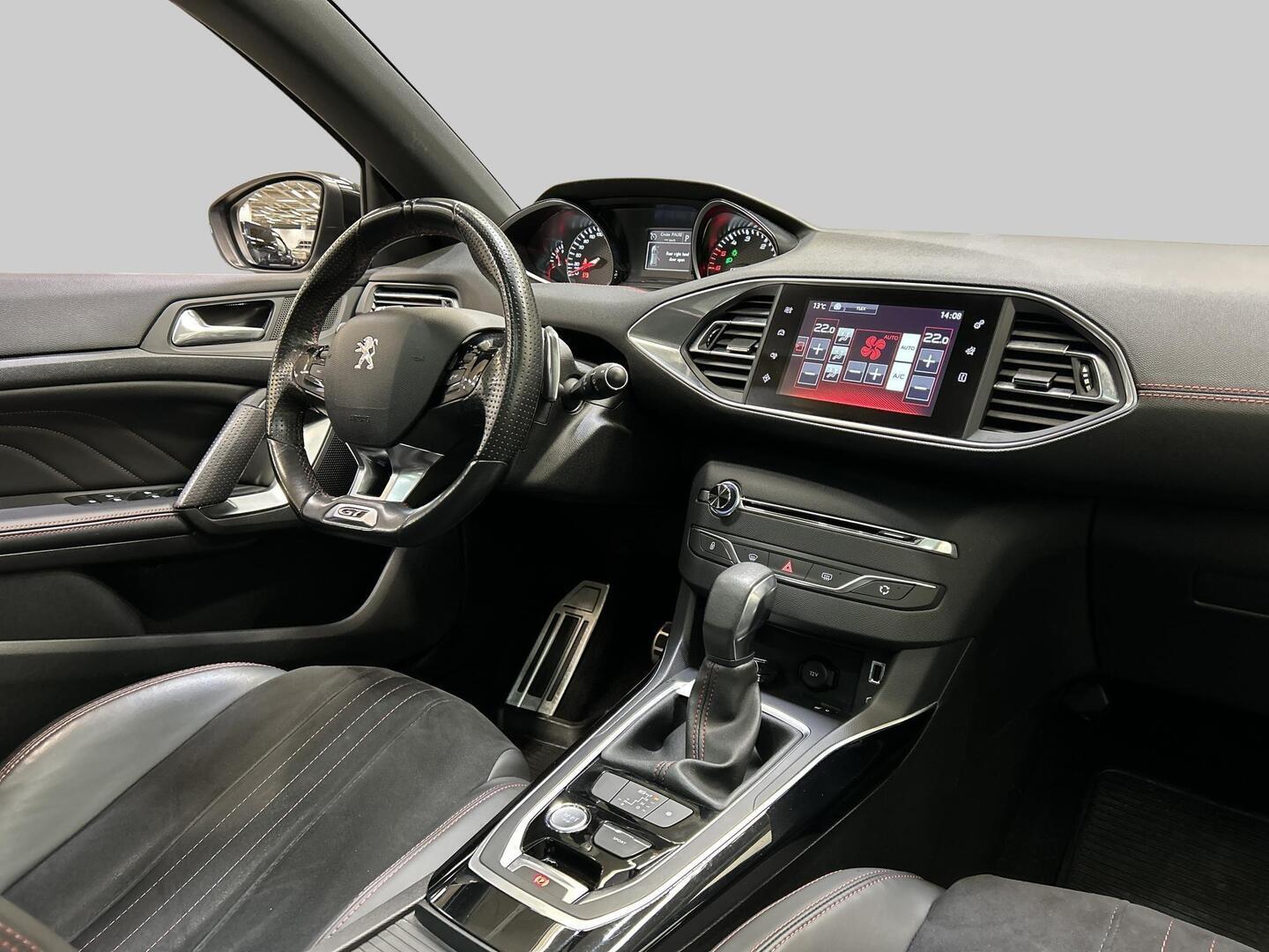 PEUGEOT 308 2018