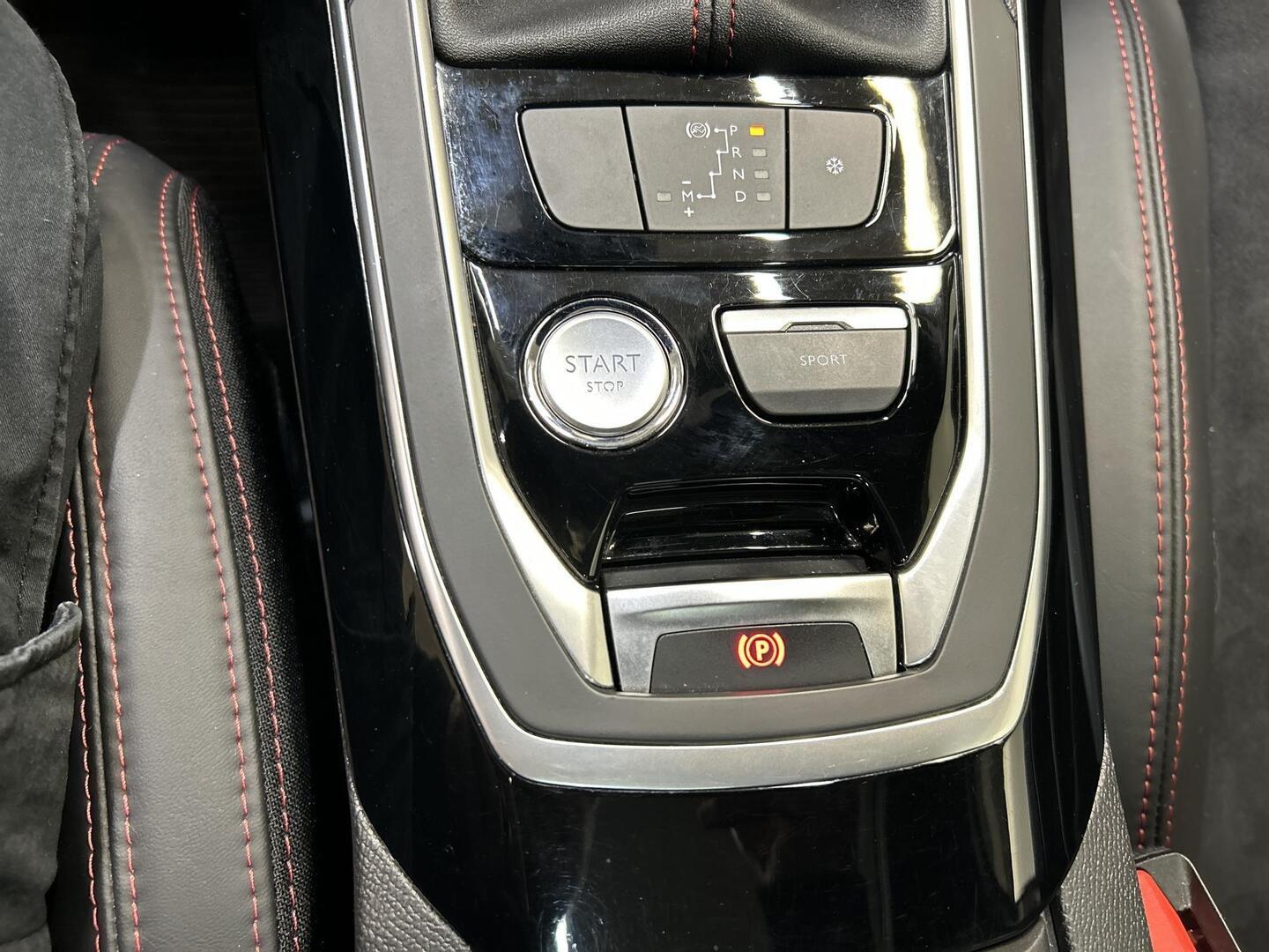 PEUGEOT 308 2018