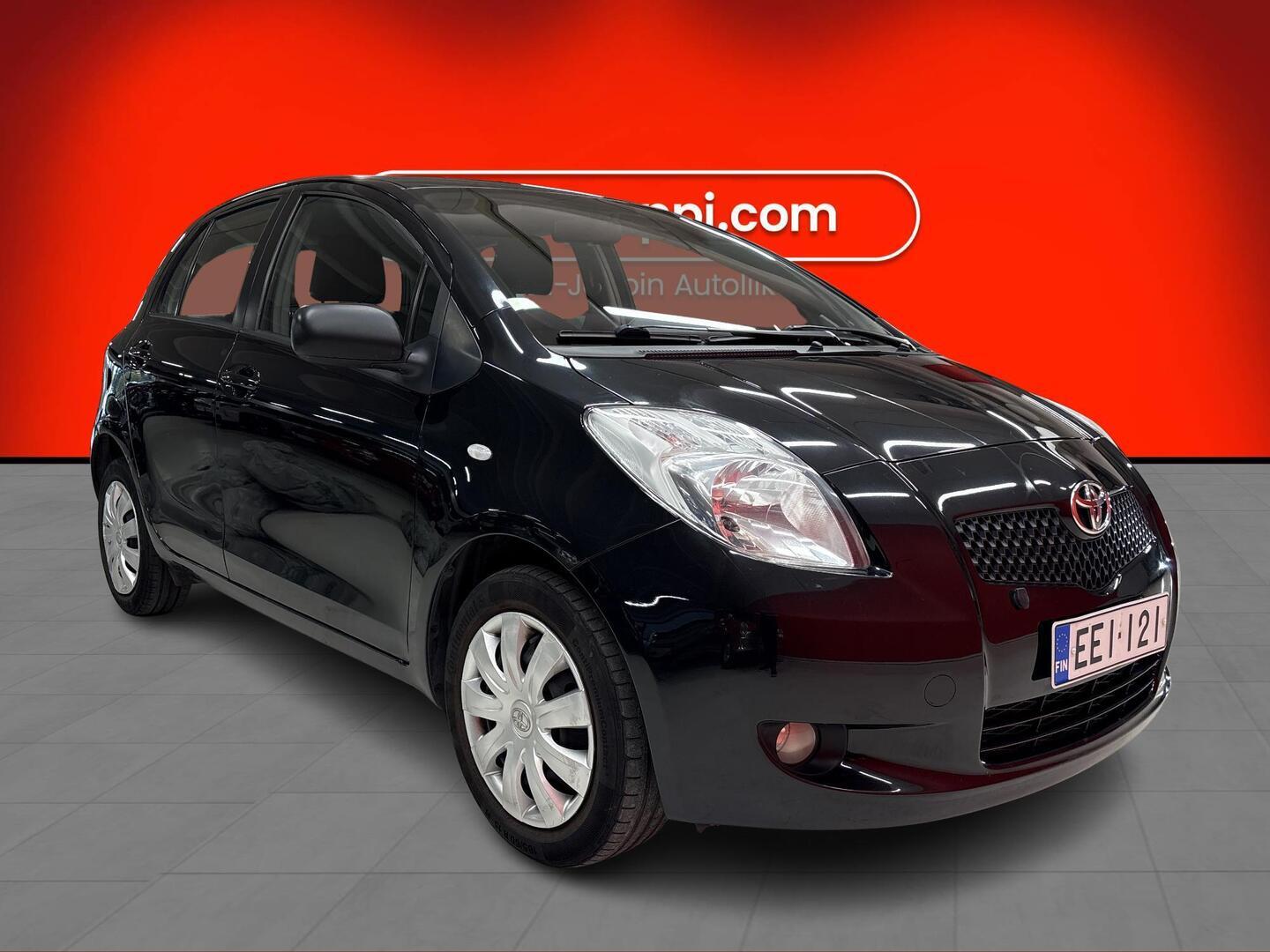 TOYOTA Yaris 2008
