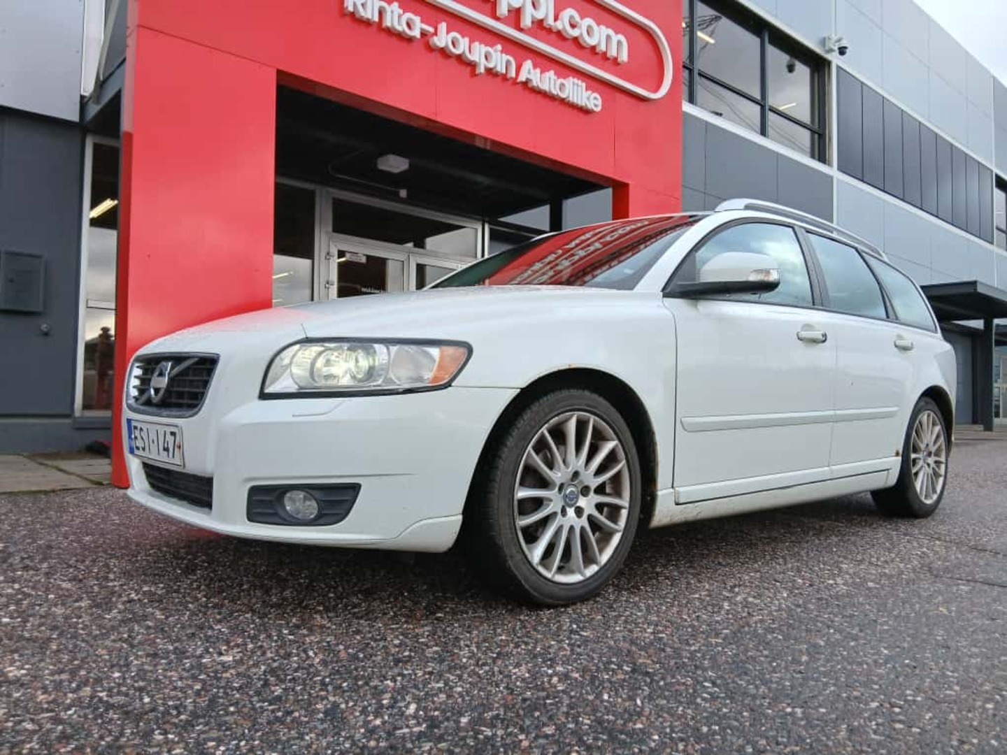VOLVO V50 2011