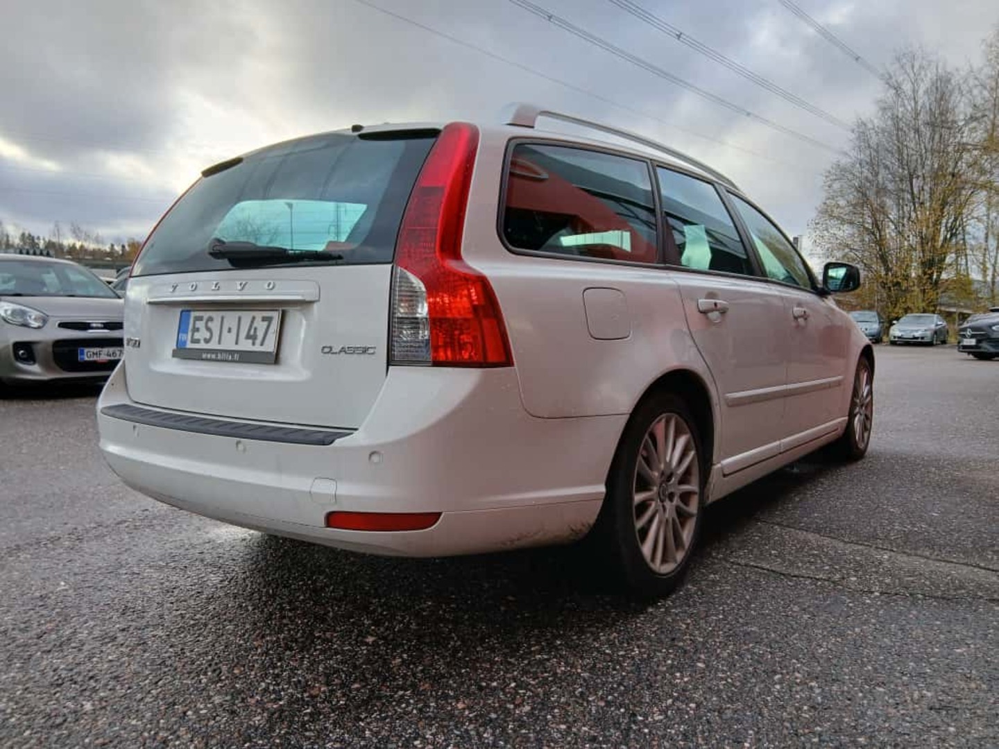 VOLVO V50 2011