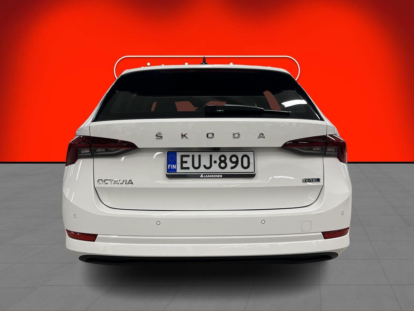 SKODA Octavia 2022
